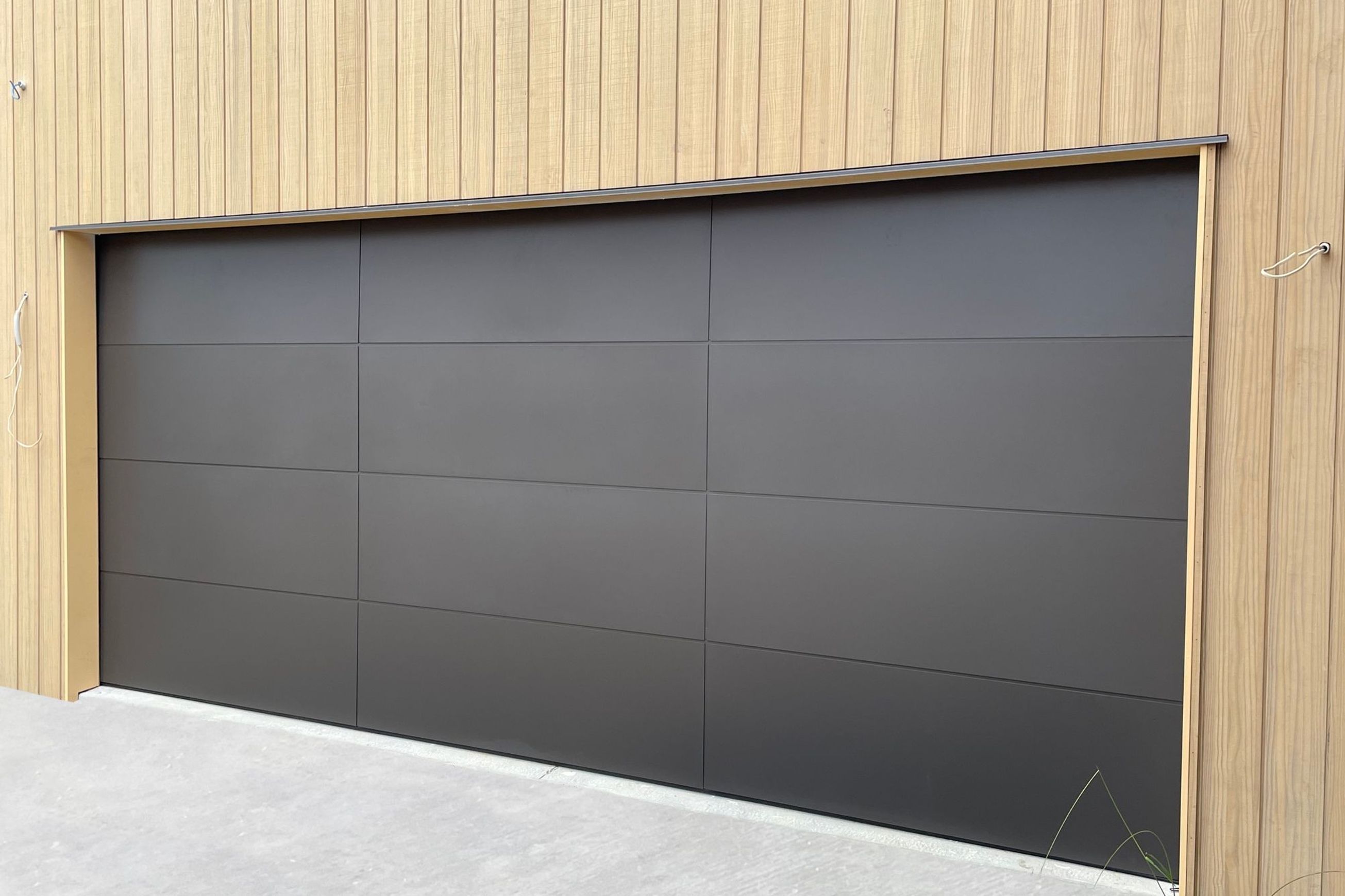 Altec Garage Door