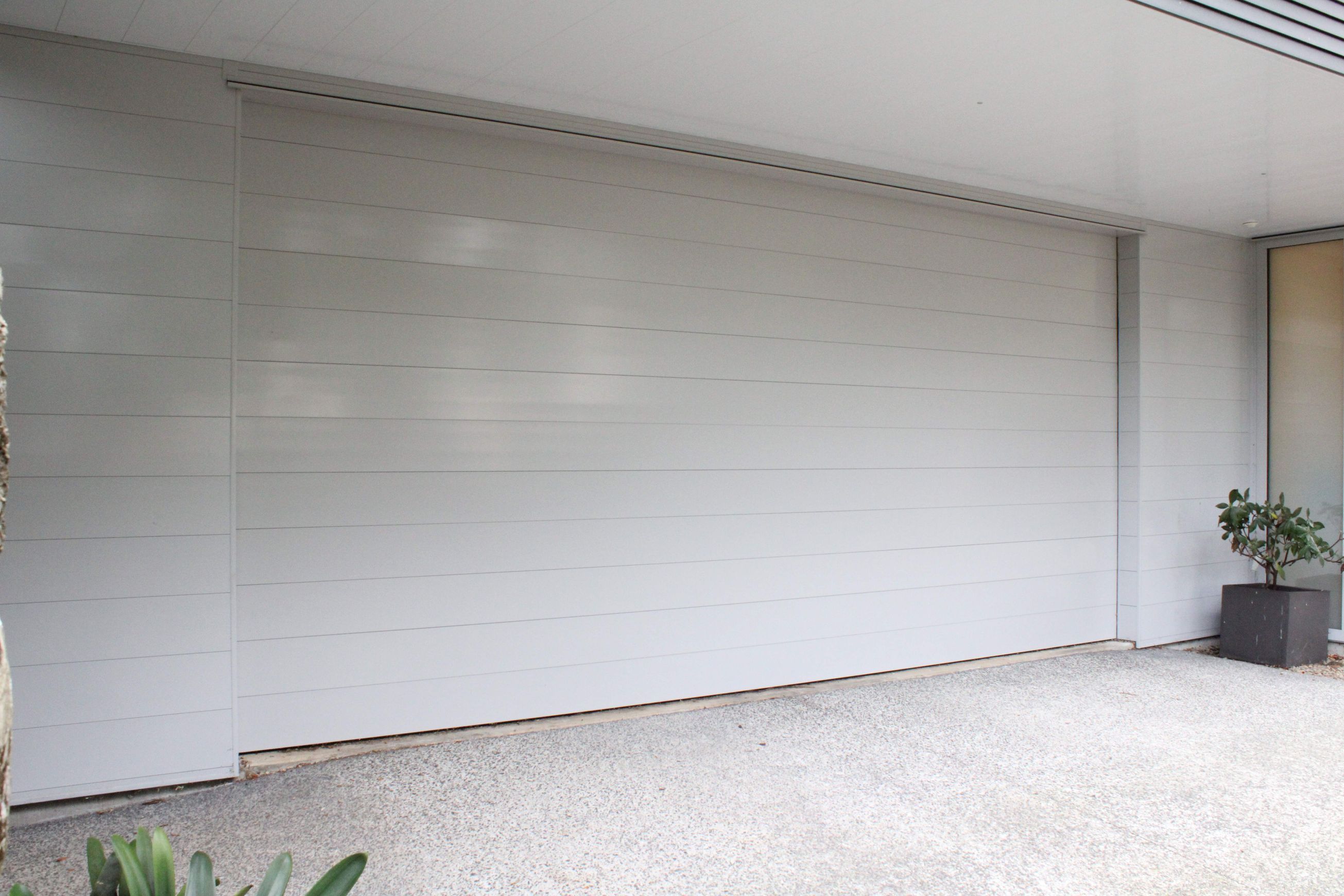 Nu-Wall Aluminium Garage Door