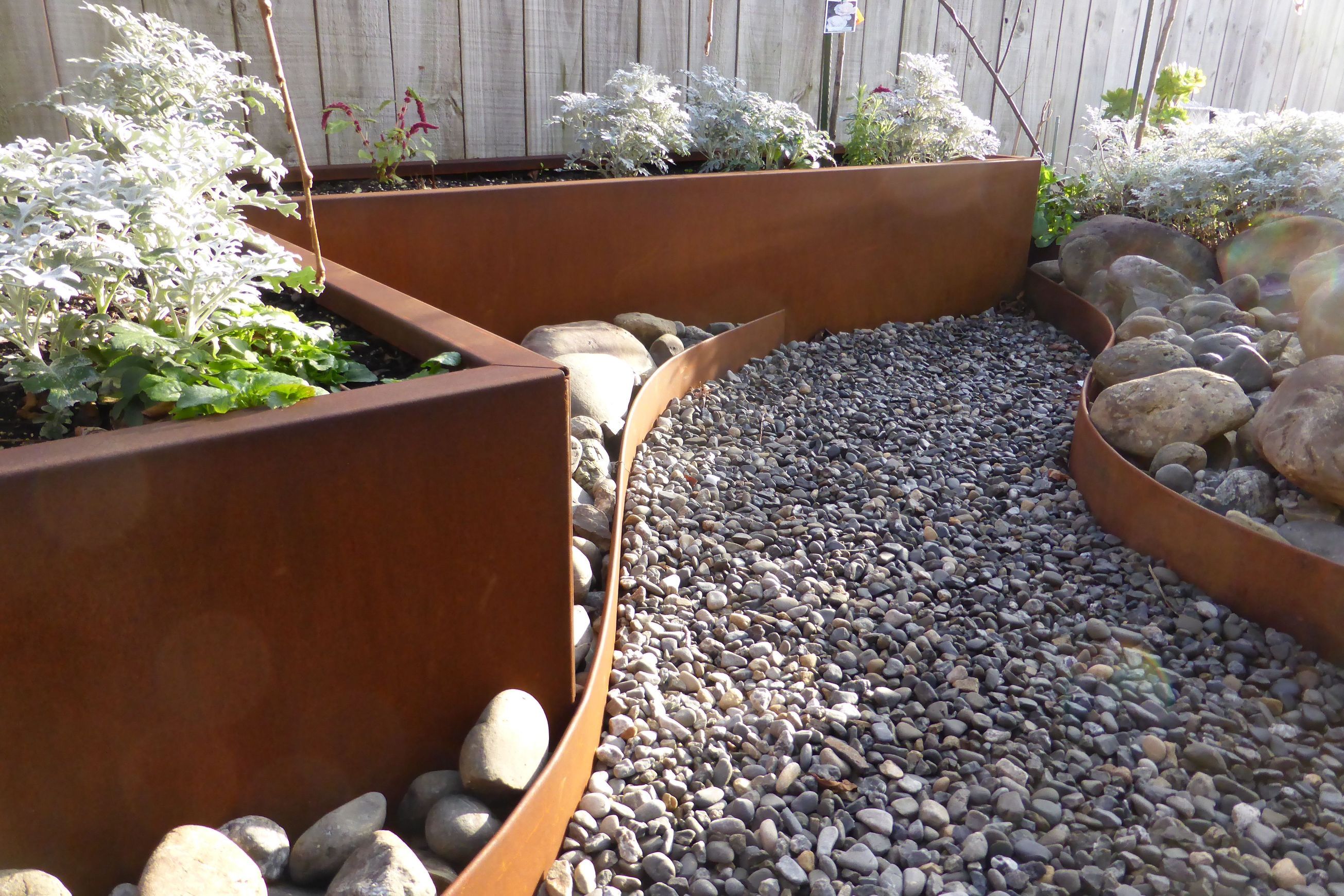 Zero-Flex Garden Edging and Retaining