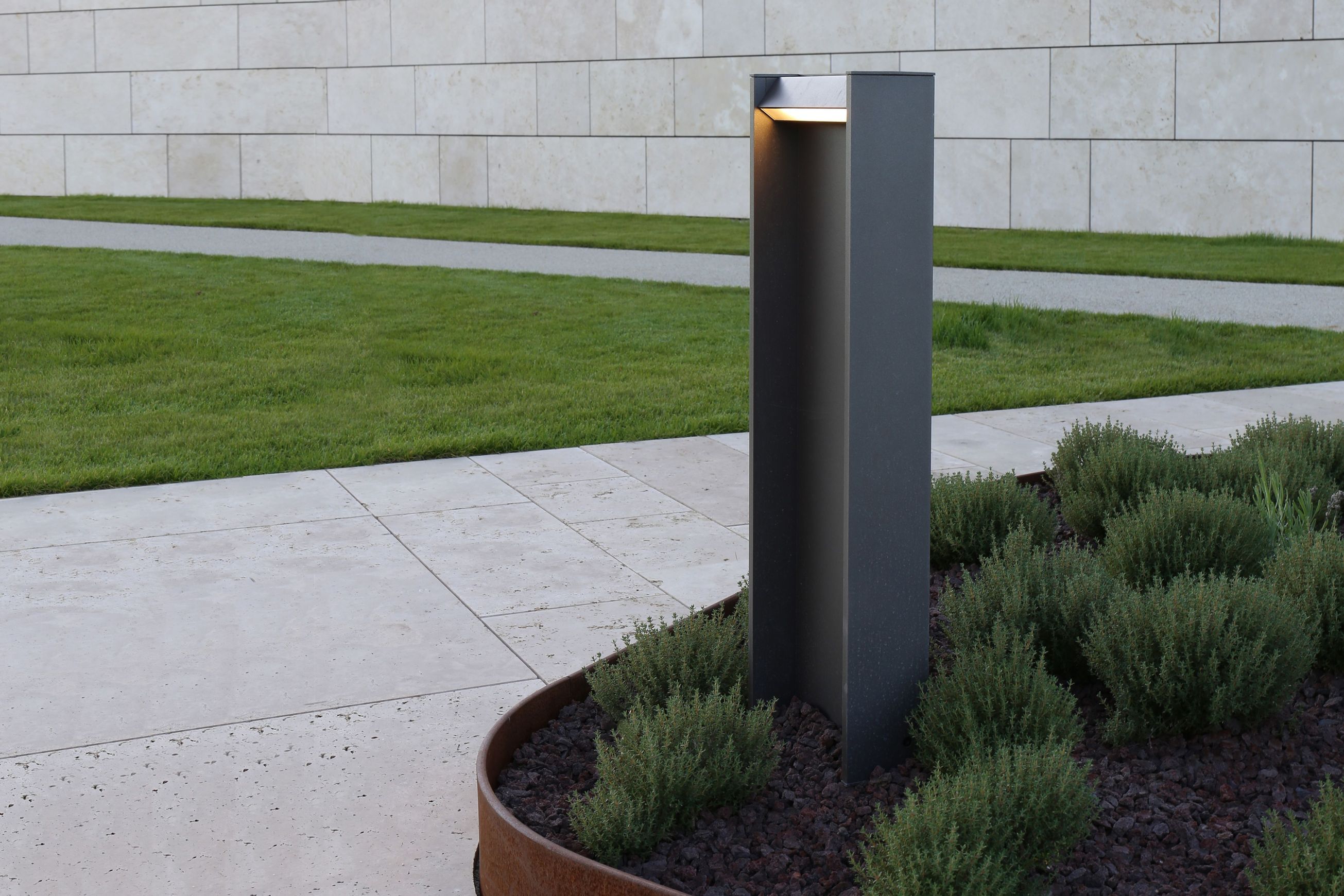 Slat 70 Outdoor Bollard Light