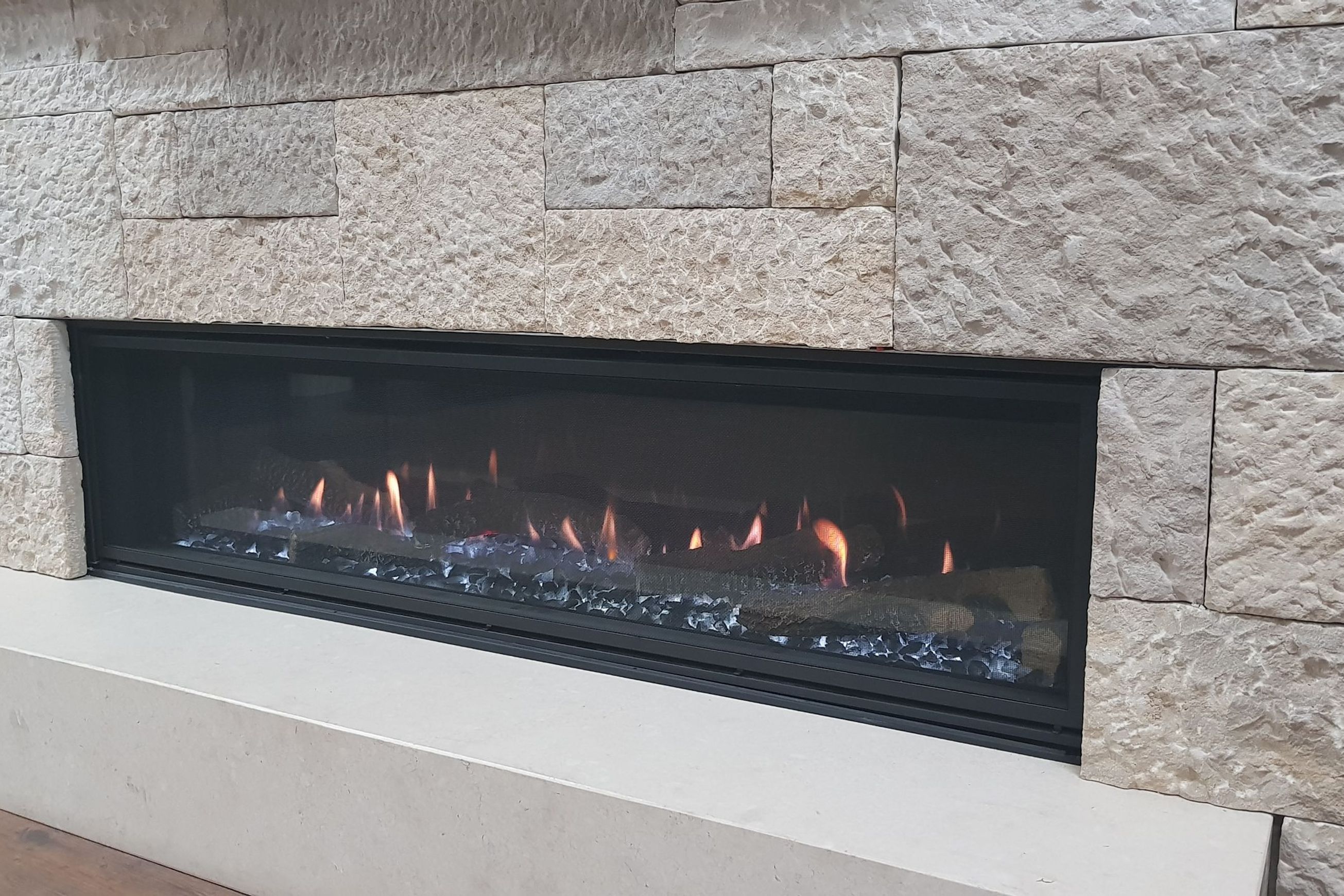 Mezzo Series | Gas Fireplace