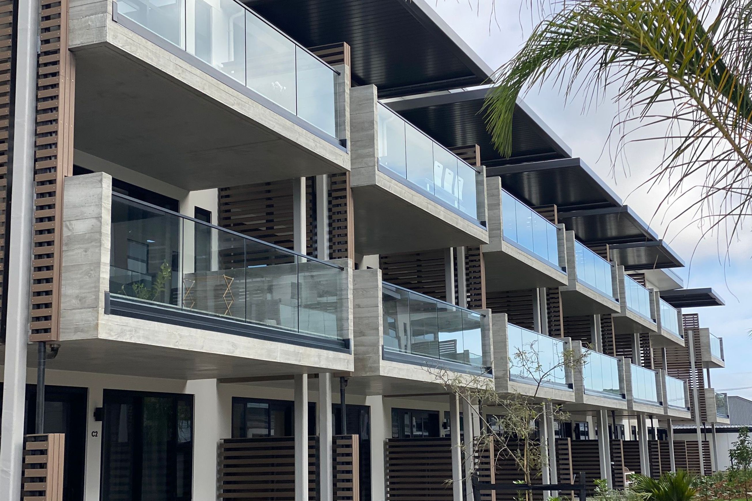 Edgetec Infinity® Frameless Glass Balustrade