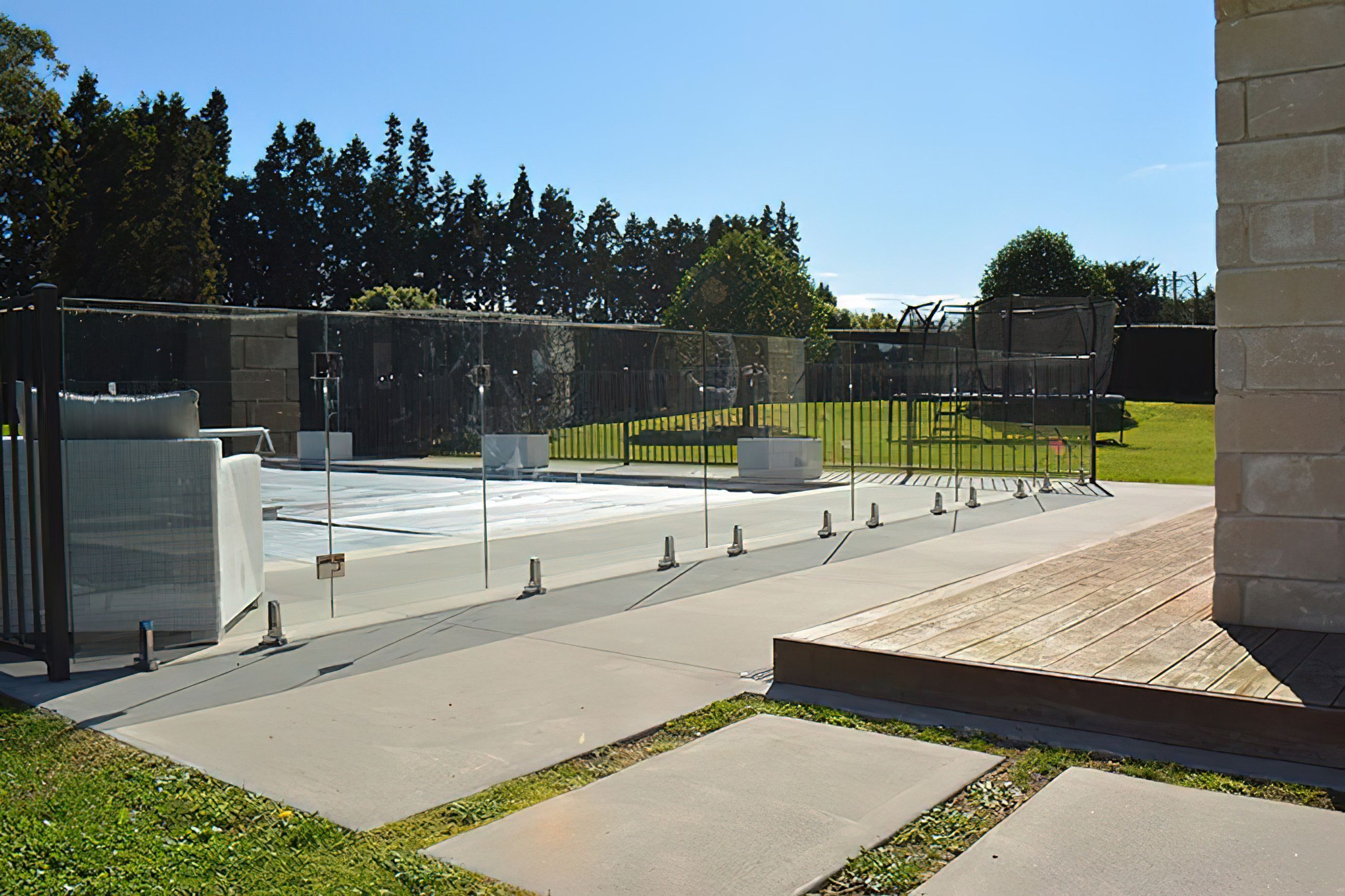 Glass Pool Fence