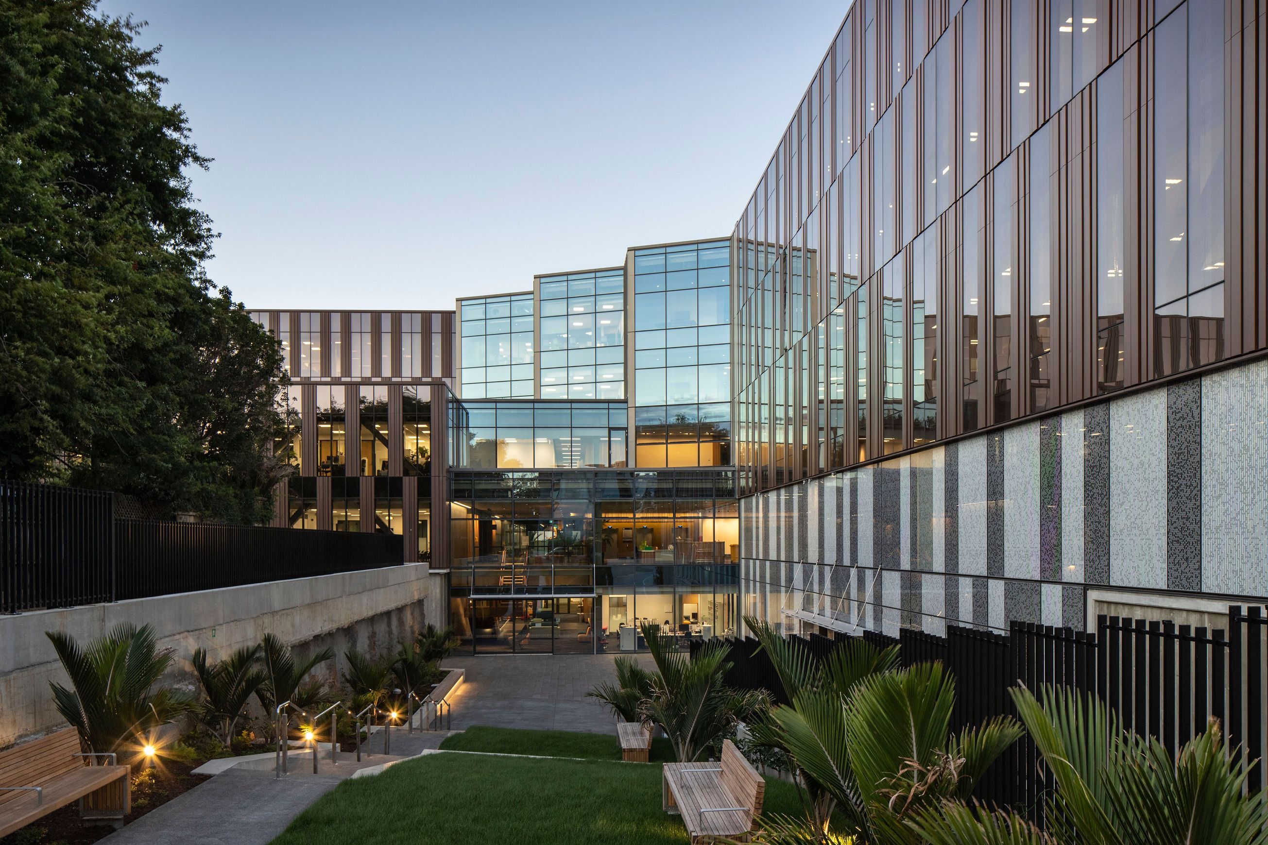 Keramo™ | Ceramic Fritted Glass