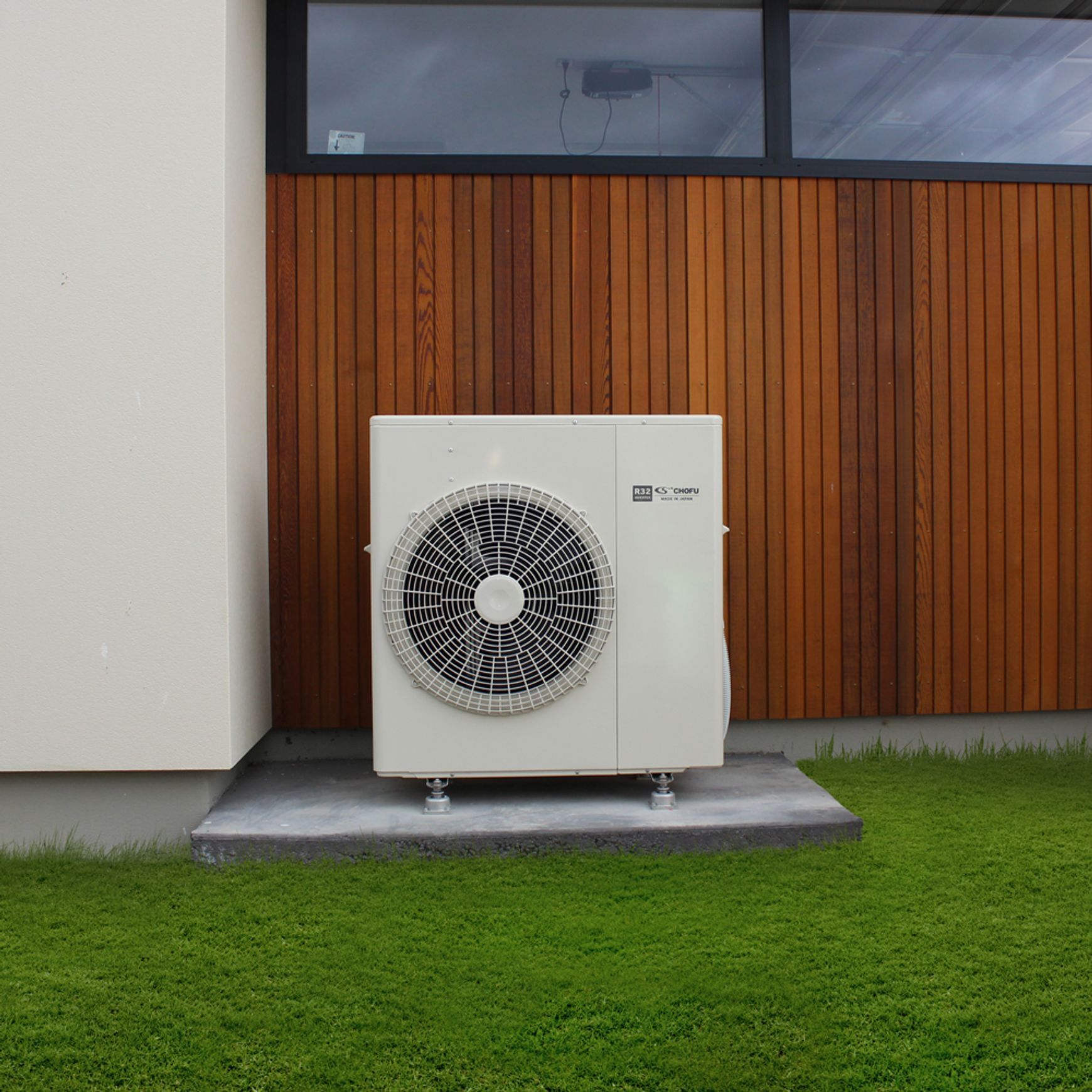 Central Heating | Wall/Ceiling Heat Pump System