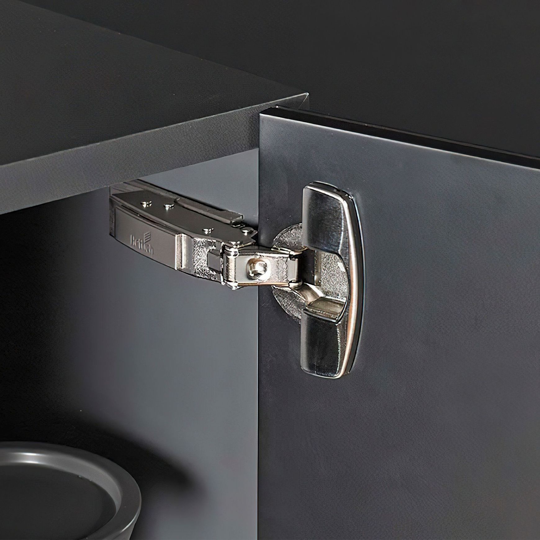 Sensys Soft-Close Hinges