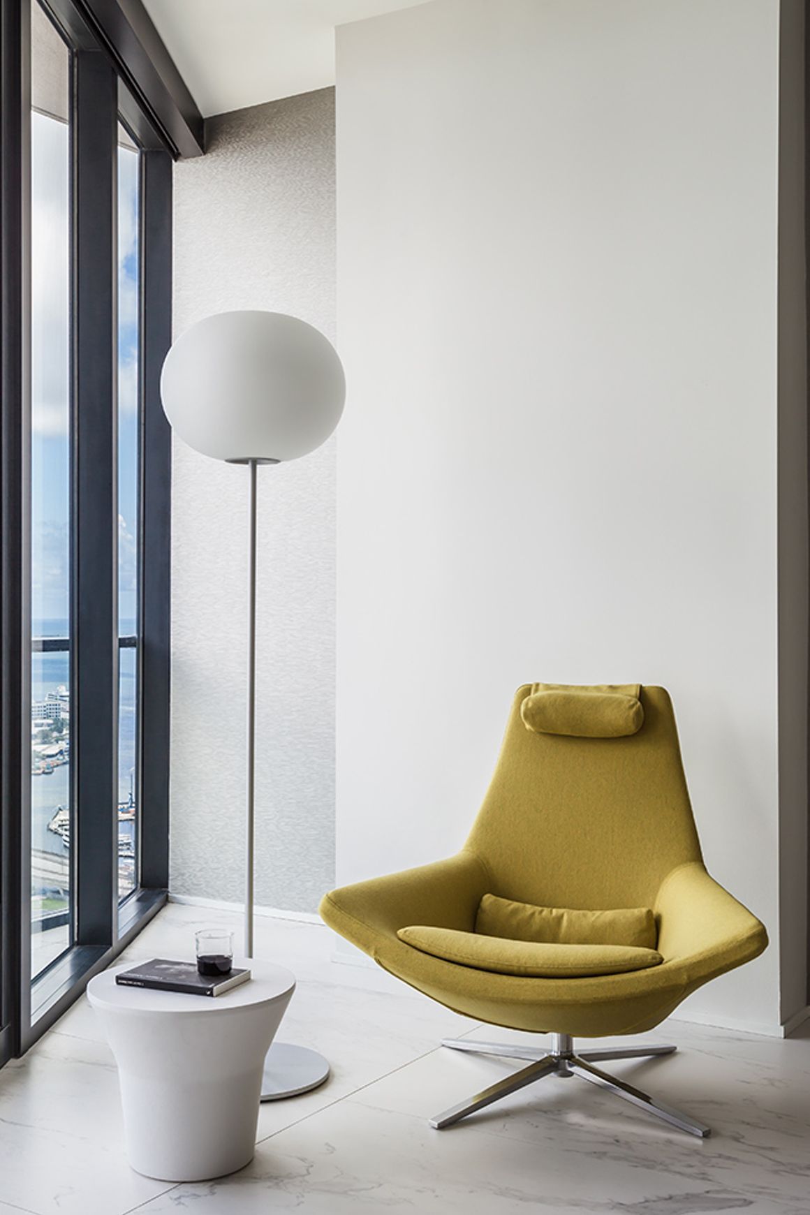 Metropolitan | Armchair