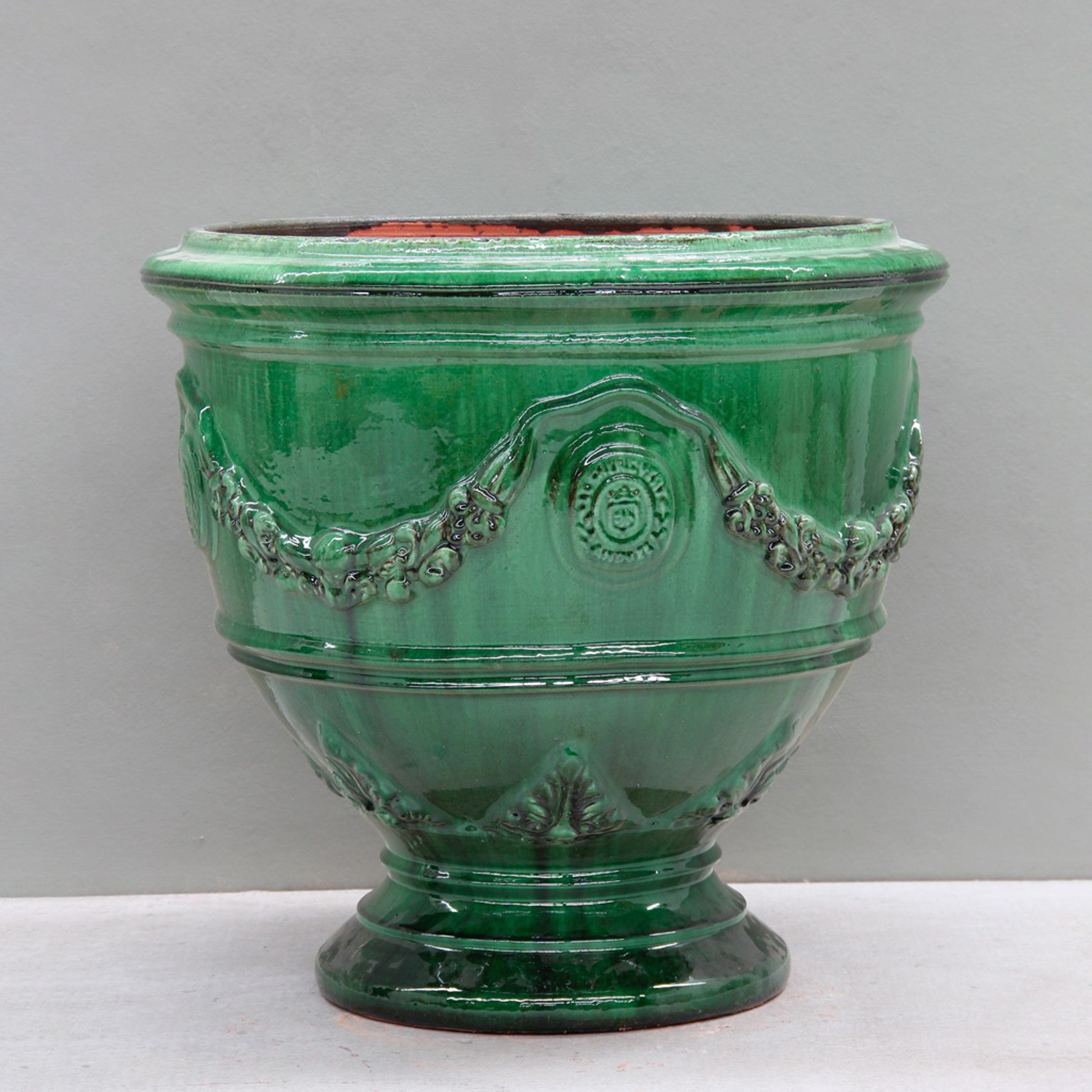 Green Versailles Traditional Coupe