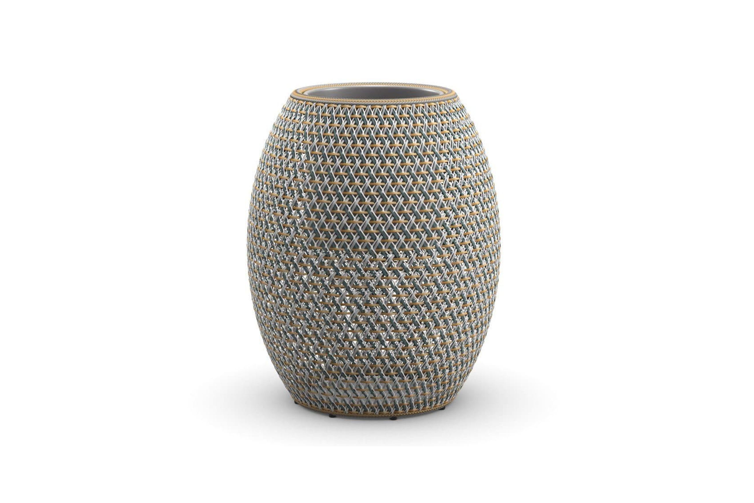 DALA |  Planters