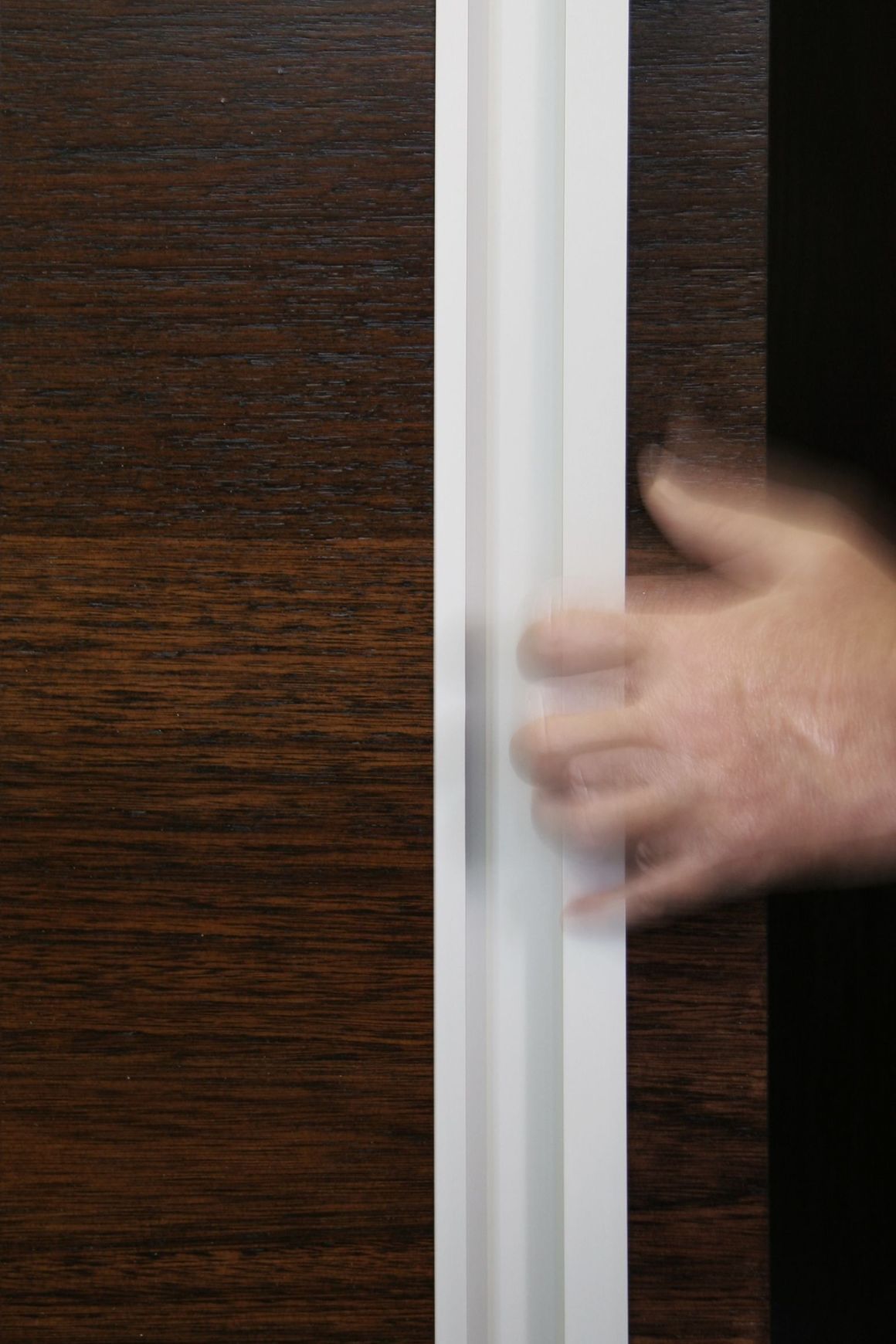 HB1275 Full Length Bi-fold/Pivot Door Extrusion
