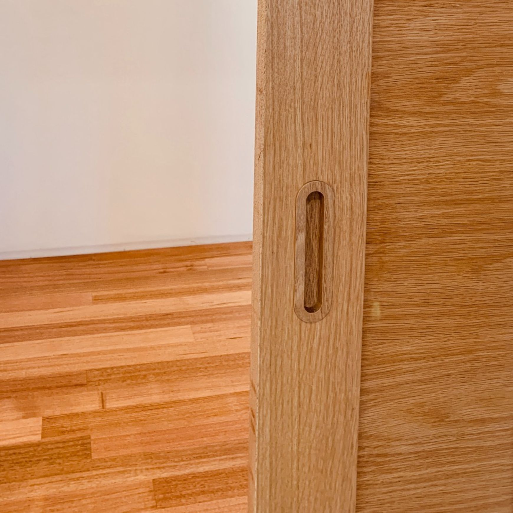 Setto Long Rounded - Timber Door Handle - SDH010b