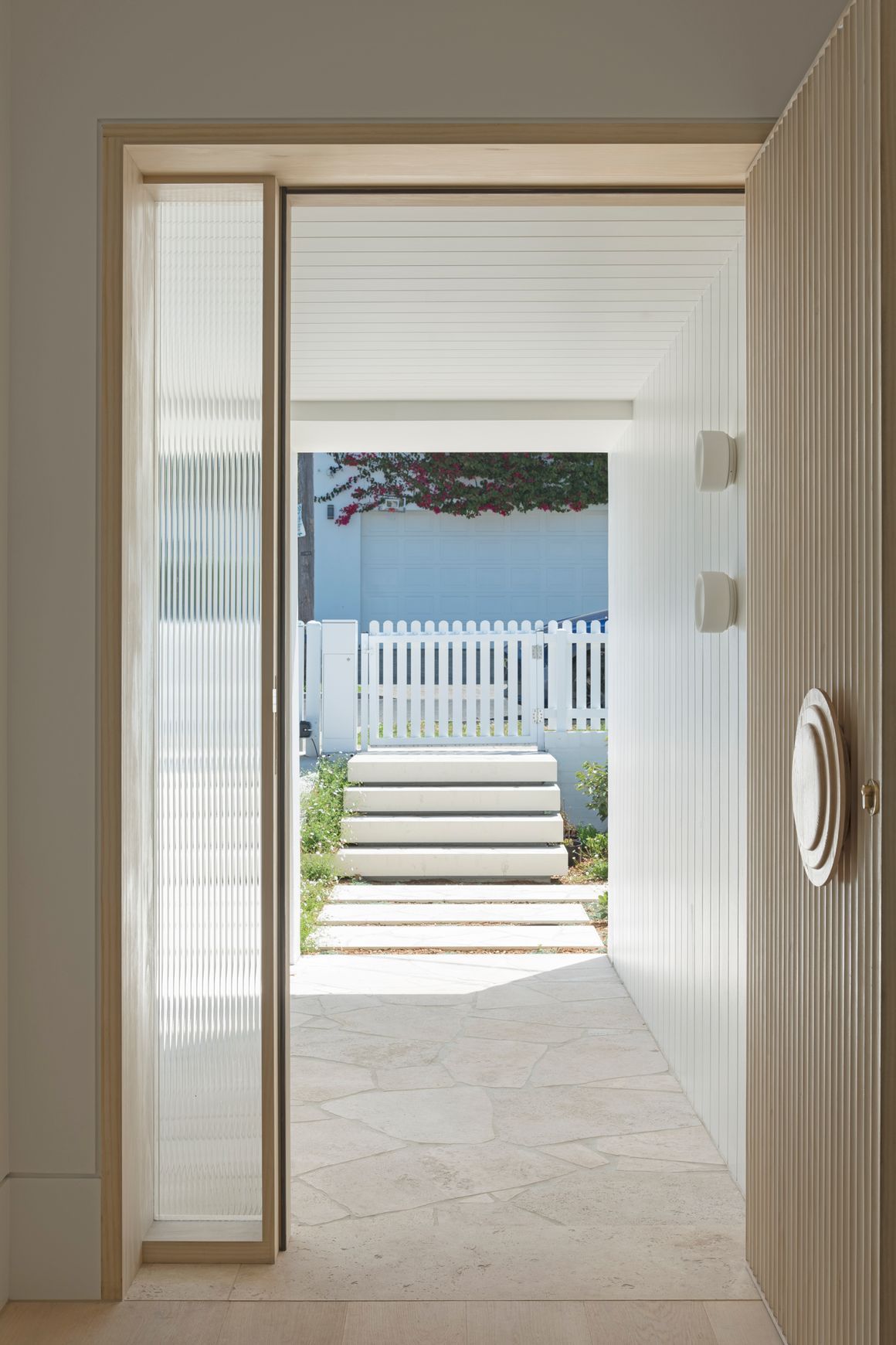 Deko Curved Rings  - Timber Door Handle - TDH013c