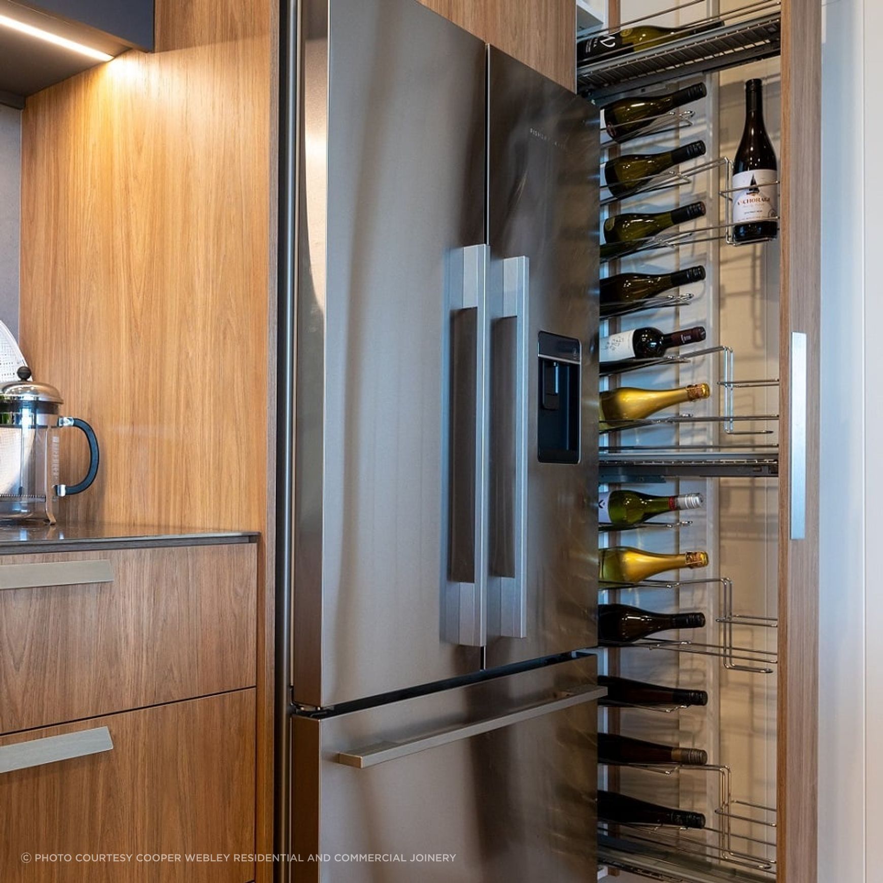 VS TAL Wiro Bottle 15 Tall Wine Pull Out Storage