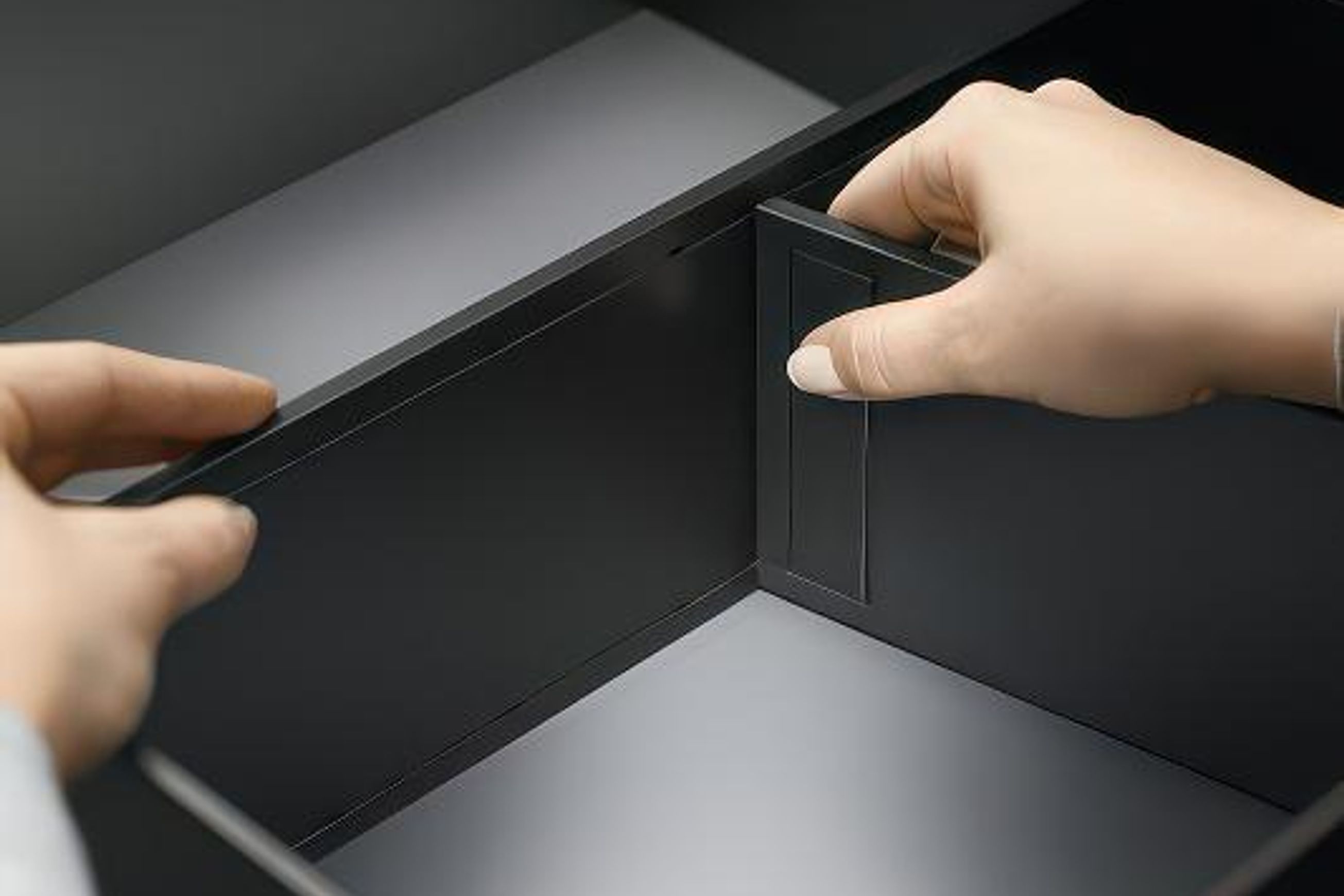 Cross Divider for High Short Steel Frames