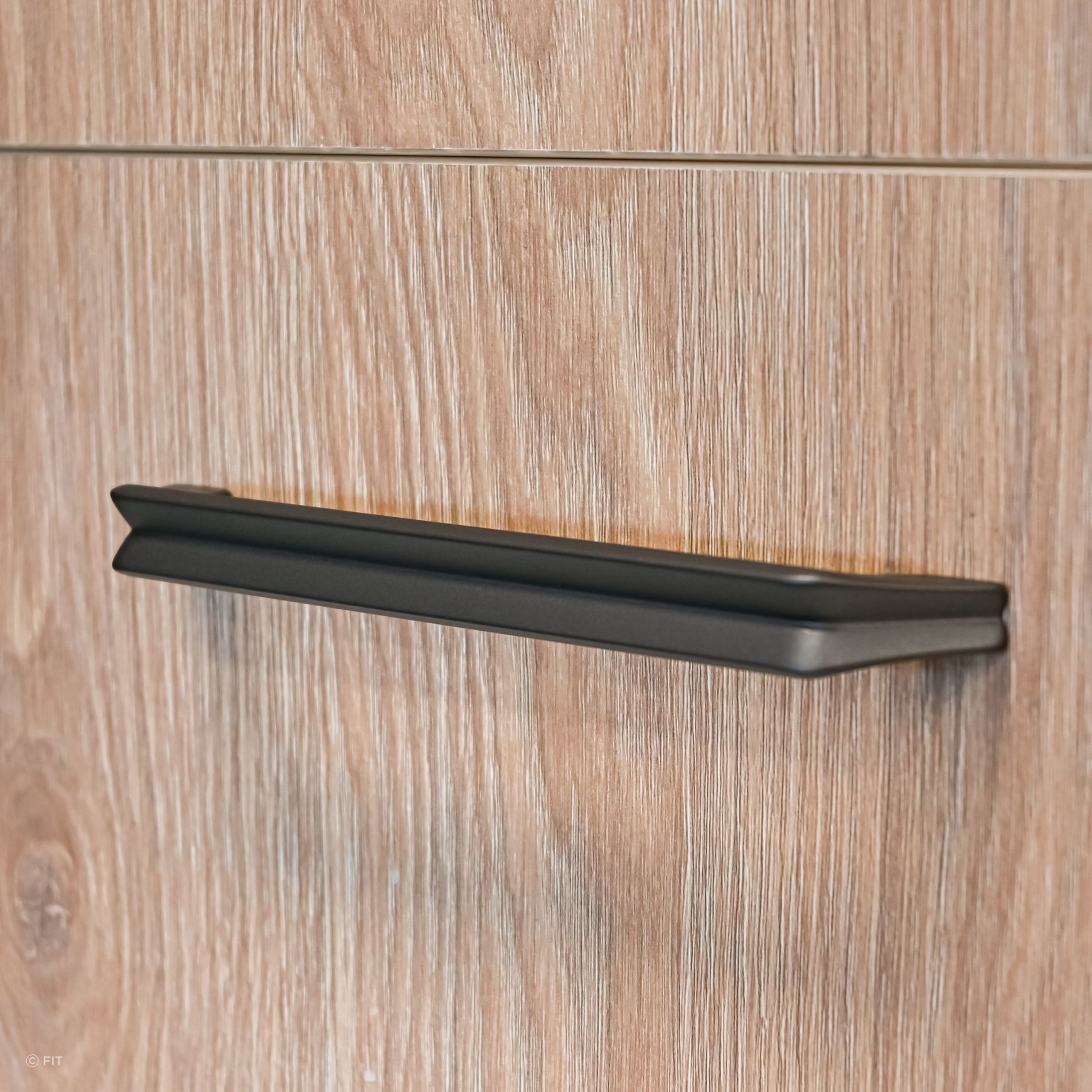 Alba D Handle