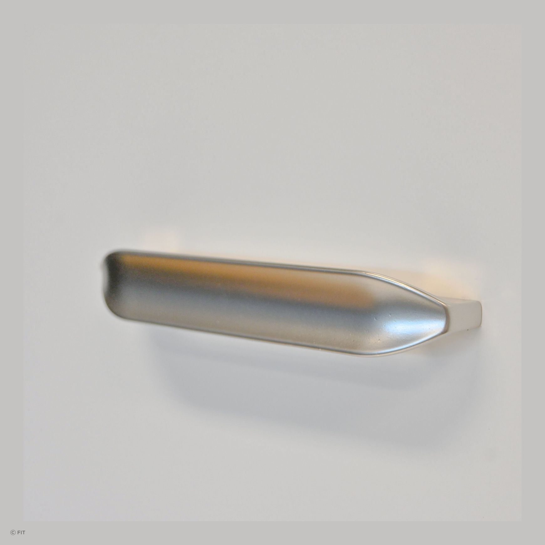 Striatus D Handle