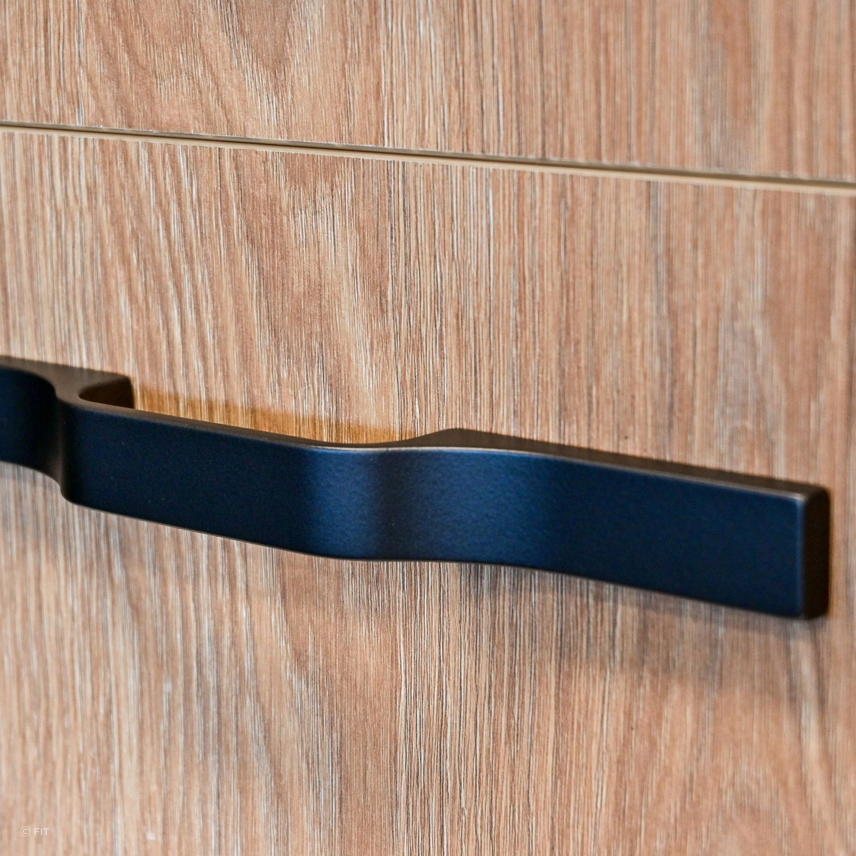 Vesuvio D Handle