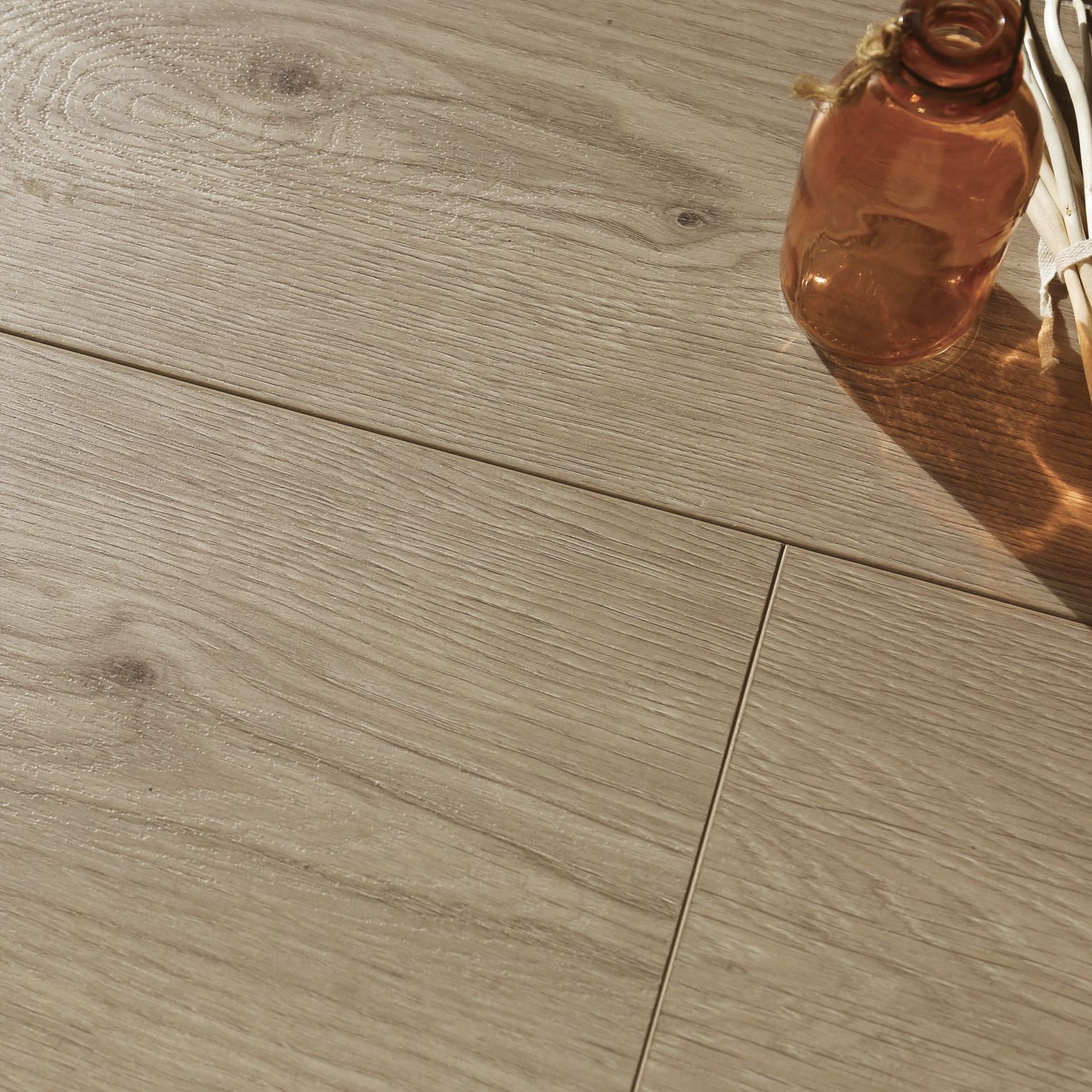Classic Oak Water Resistant Laminate
