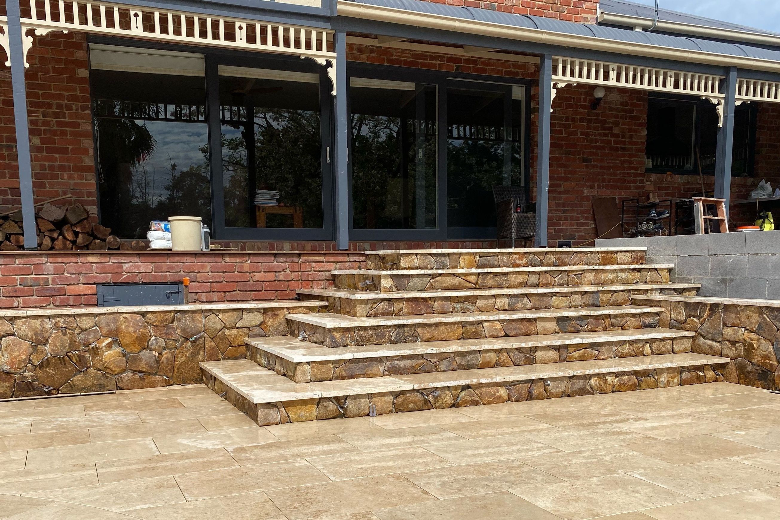 Loose Random Macedon Wall Cladding