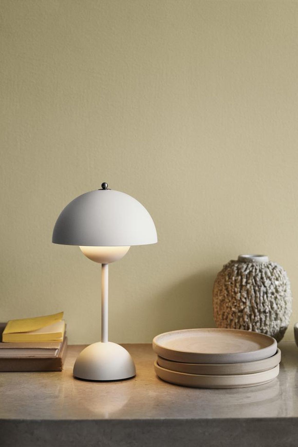 Flowerpot Table Lamp
