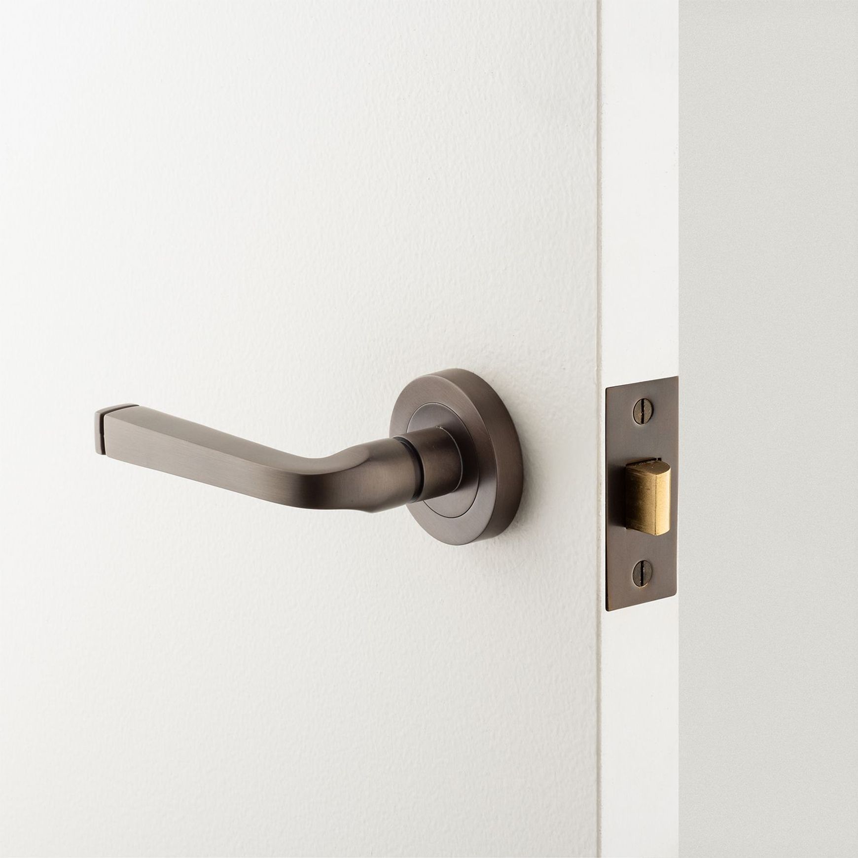 Iver Annecy Door Lever Handle on Round Rose
