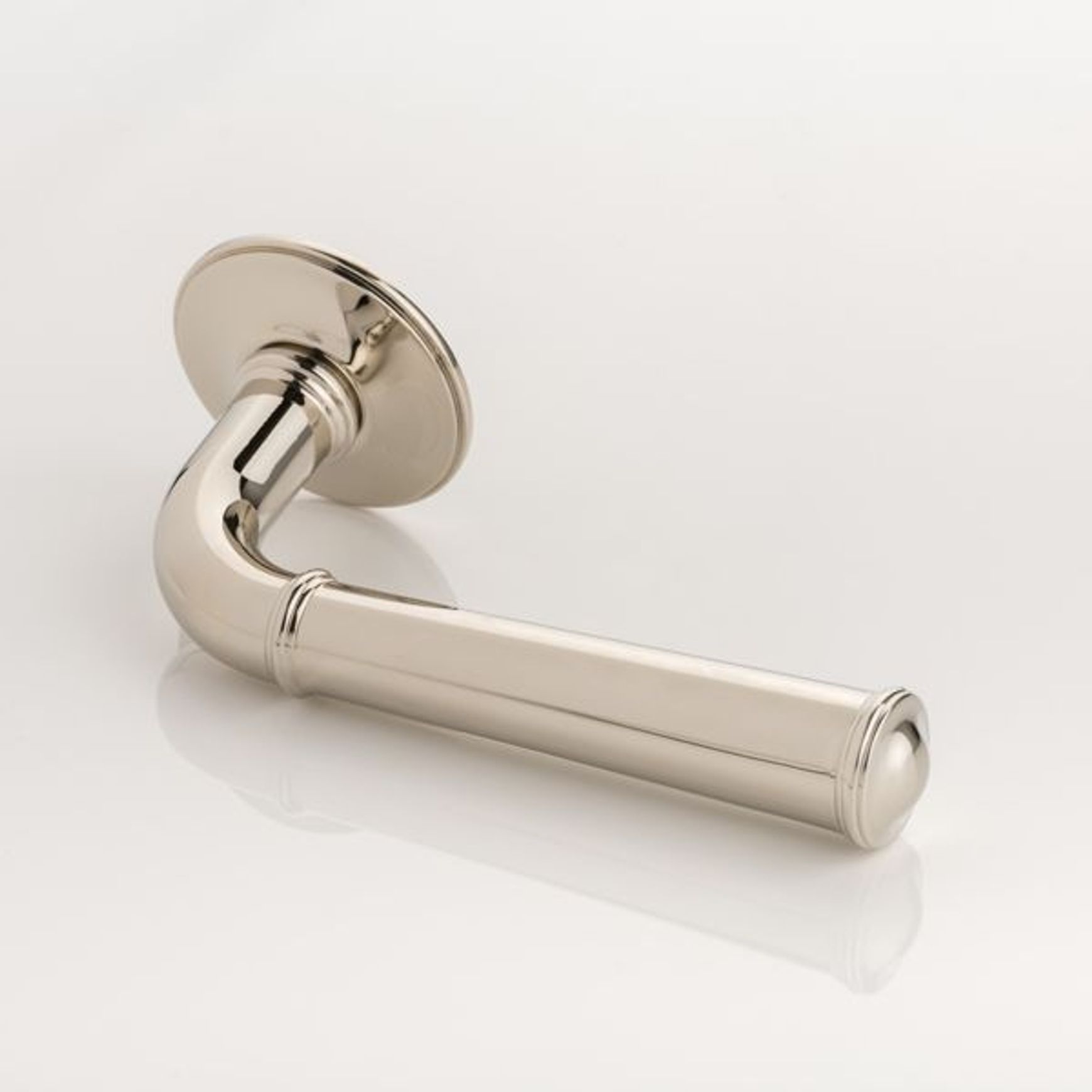 Joseph Giles - Darlington I Solid Brass Door Lever Handle With Traditional Rose