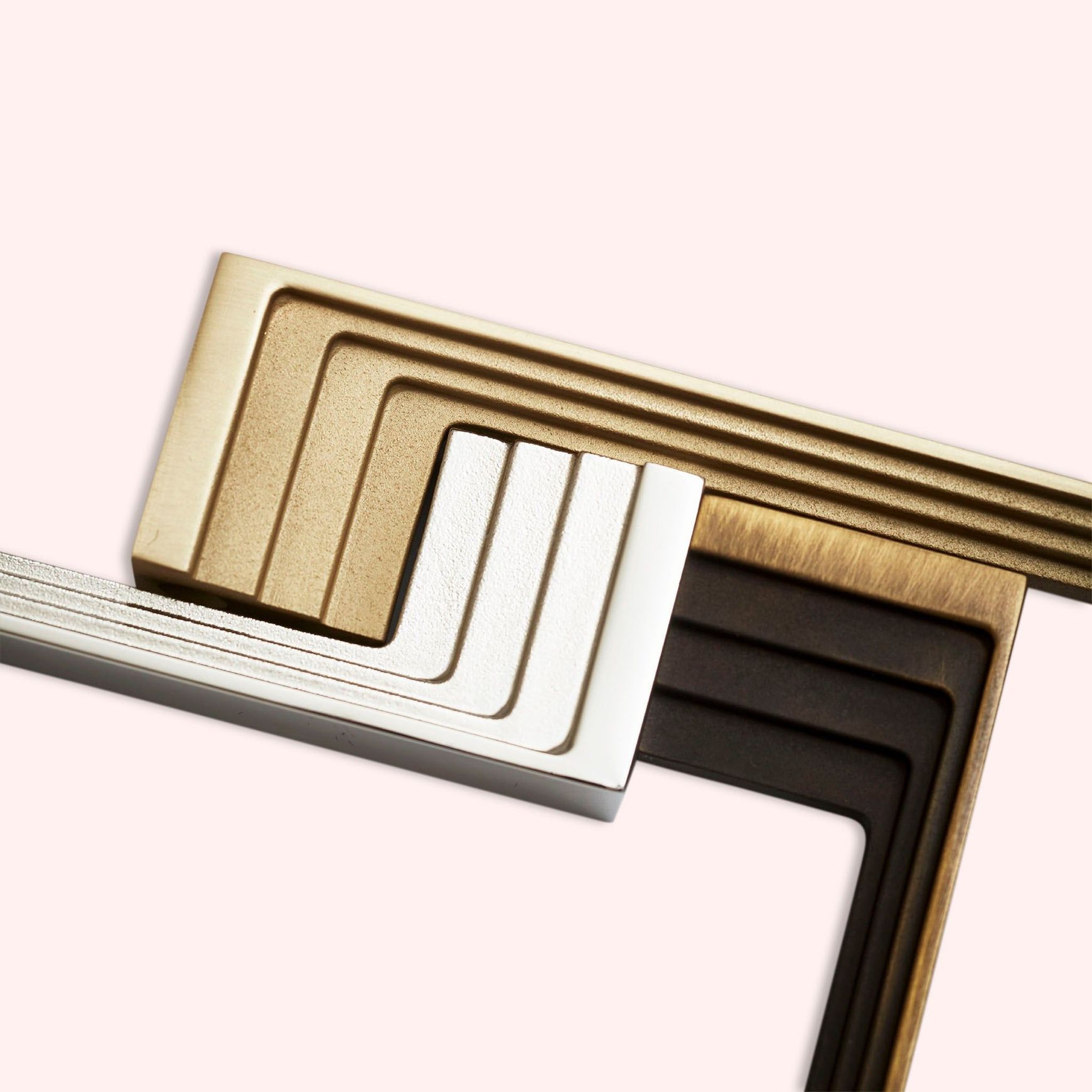 Step 01 Cabinet Handle / Drawer Pull