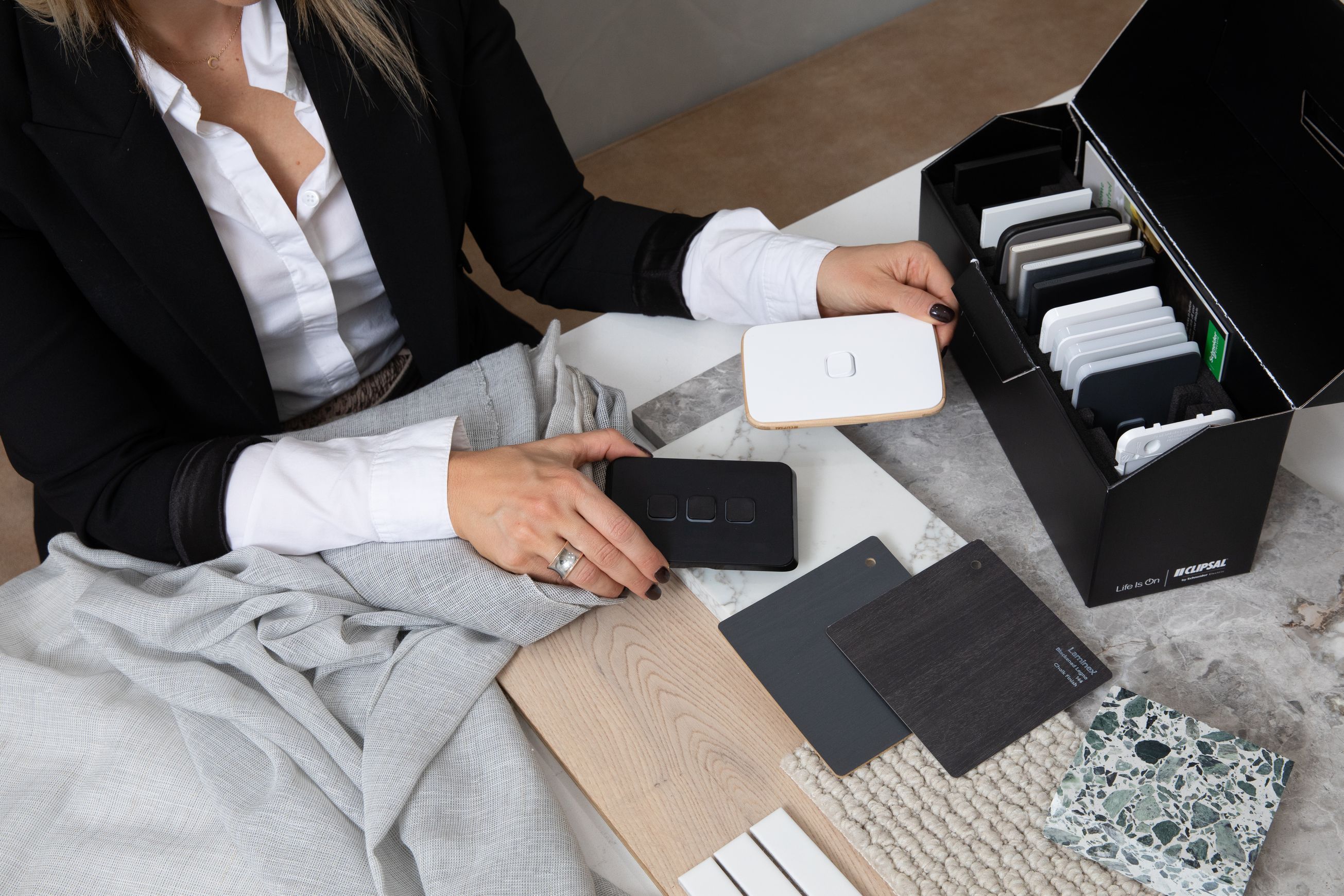 Design Professional Sample Box