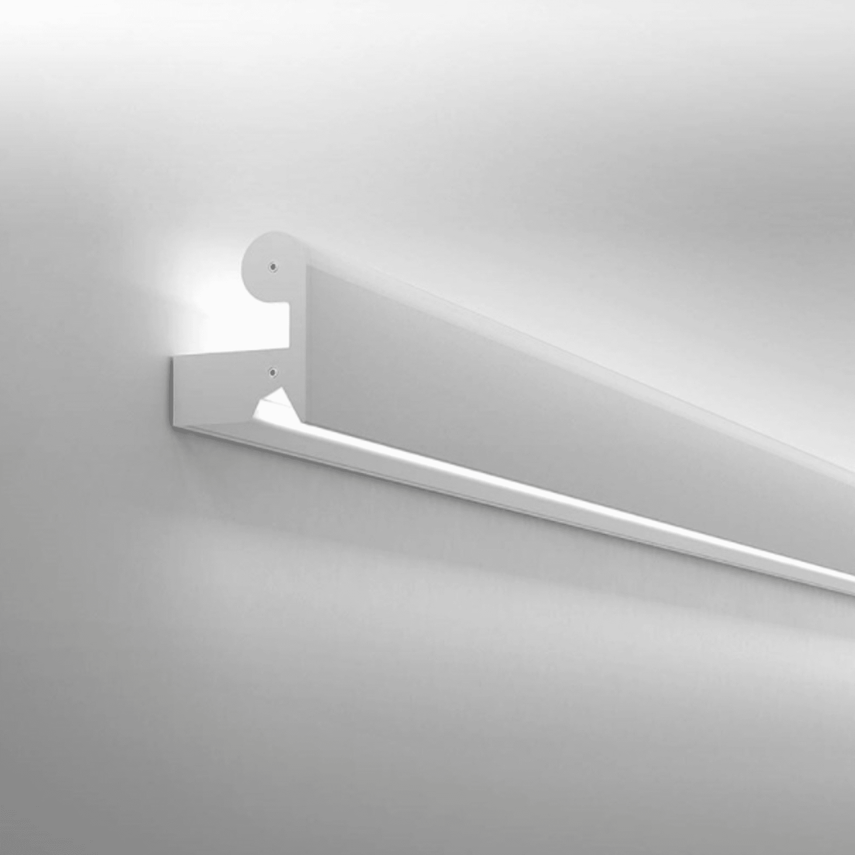 GRIP Linear Profile by Macrolux