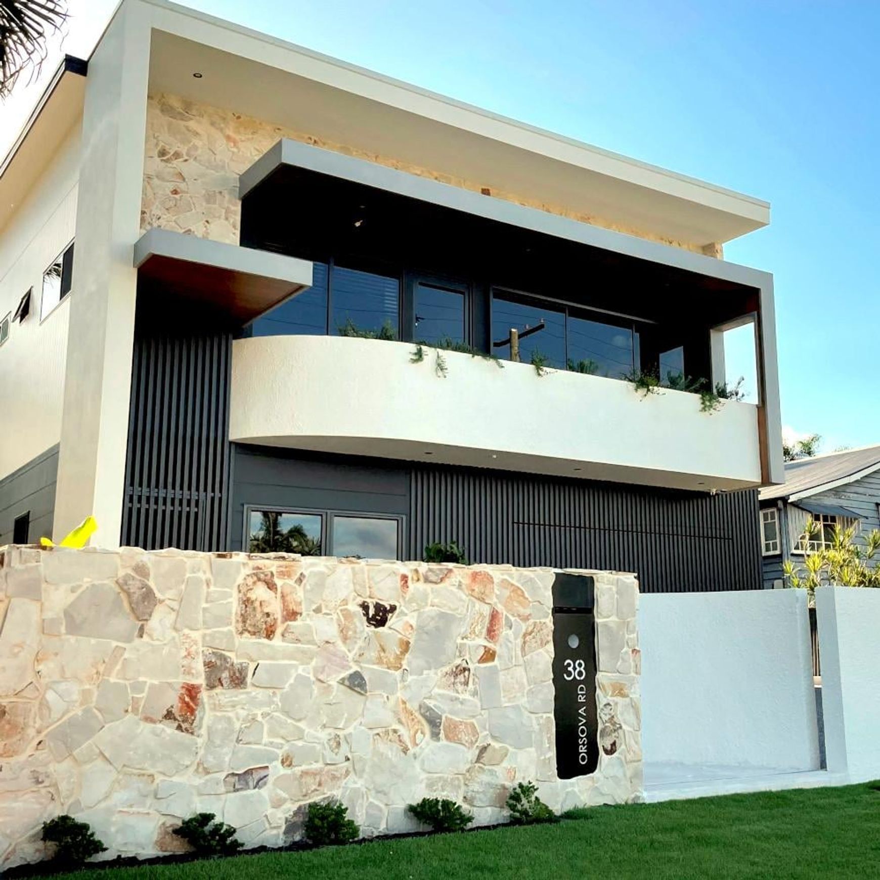 Inaminka Random Wall Cladding