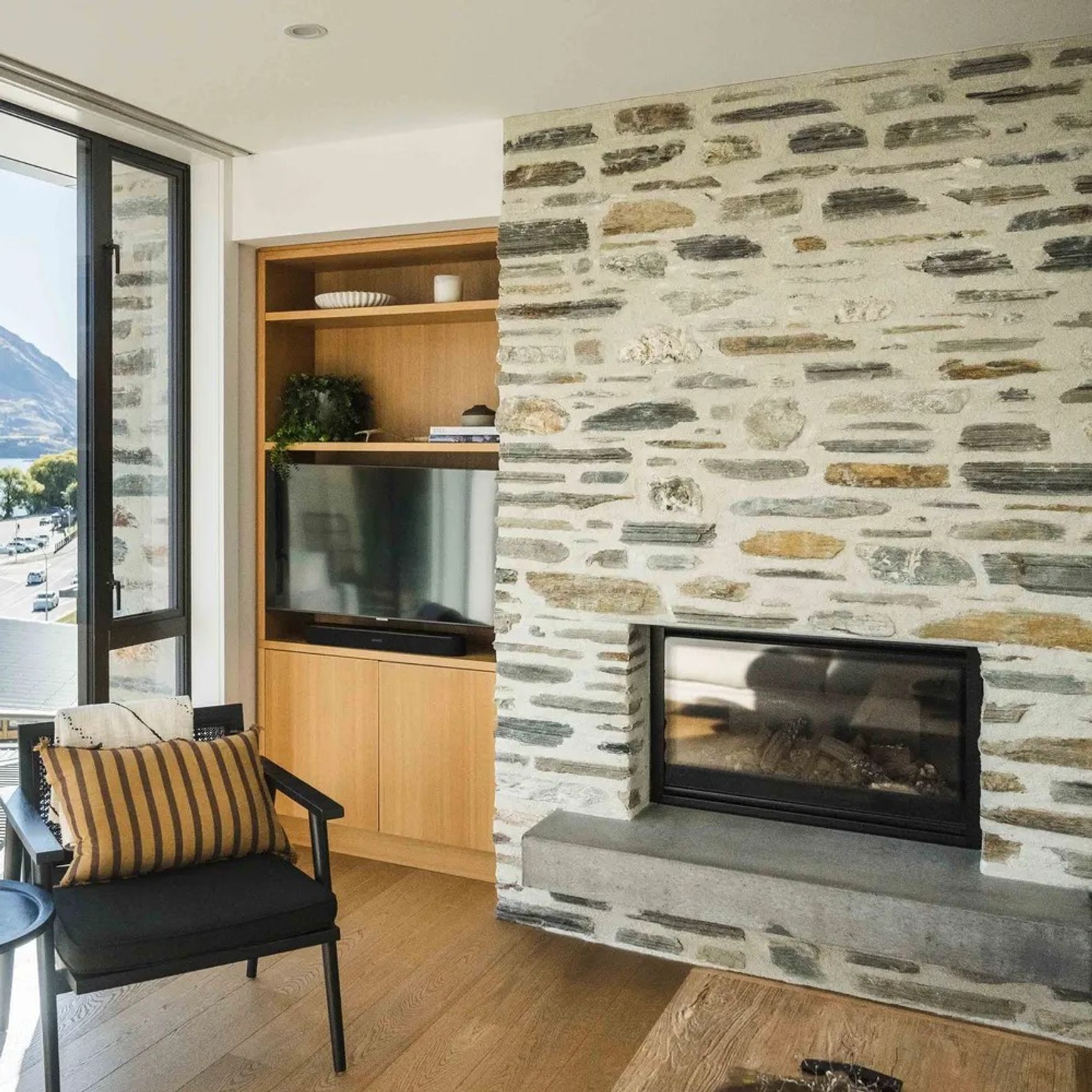 Blended Schist Cladding