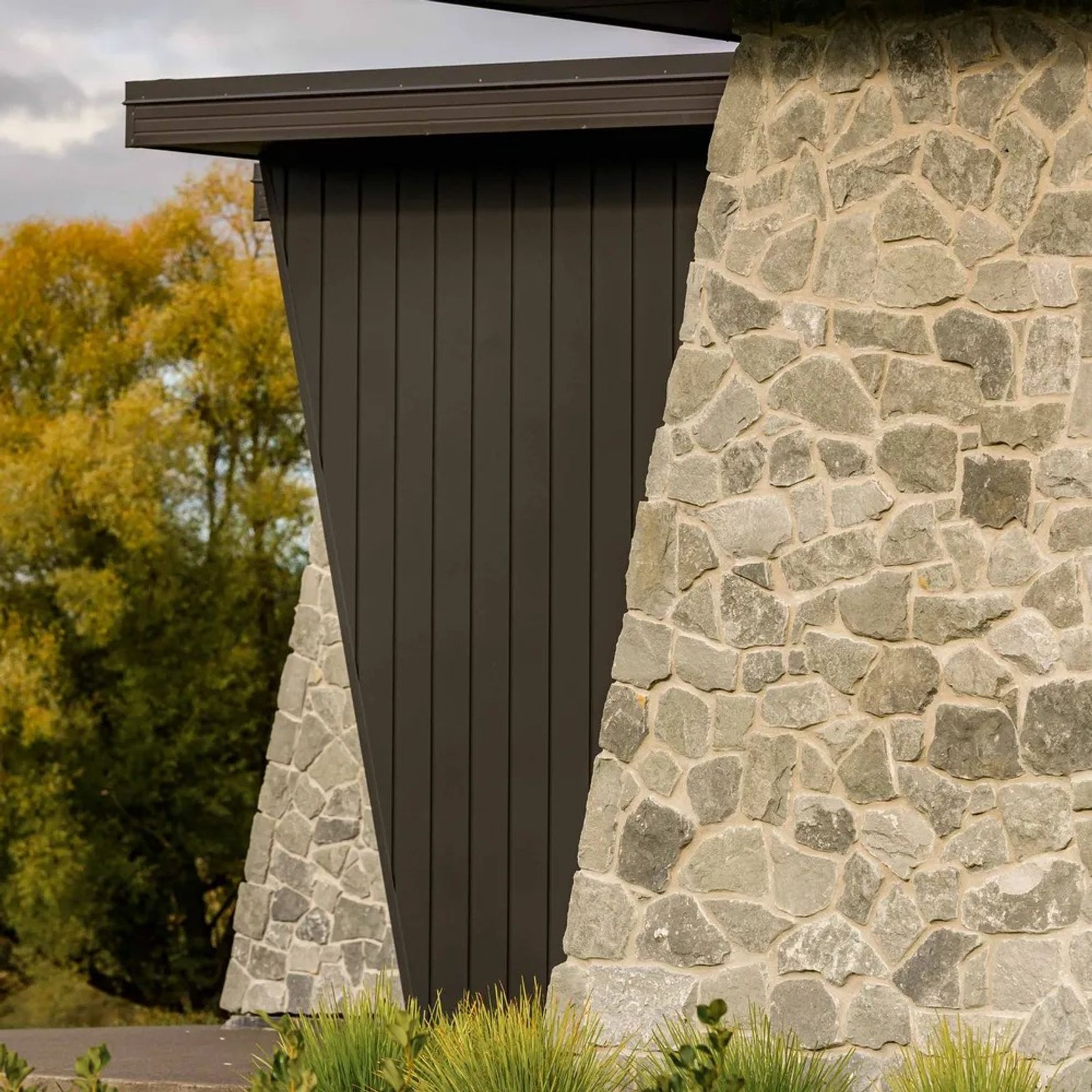 Te Kuiti Grey Limestone Cladding