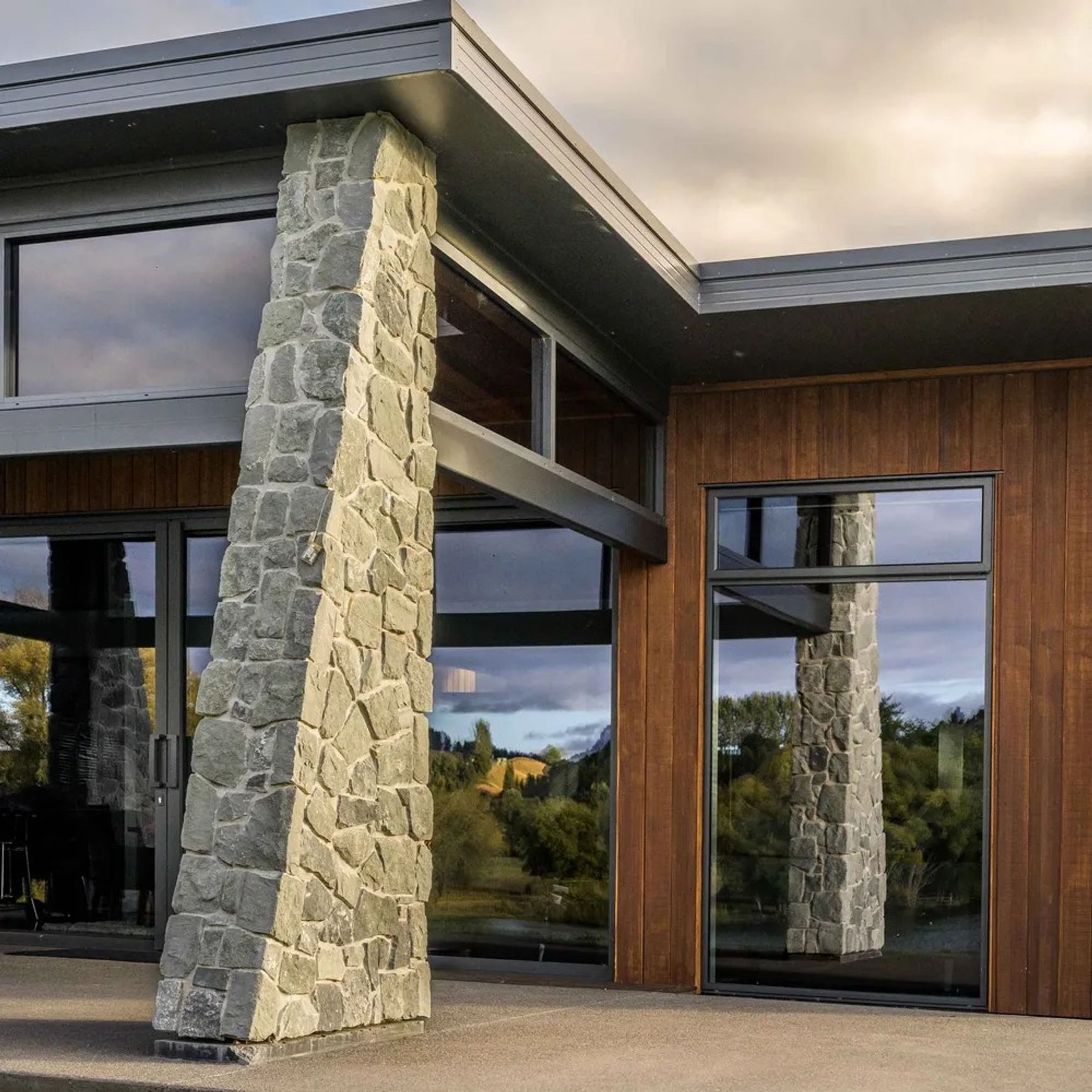 Te Kuiti Grey Limestone Cladding