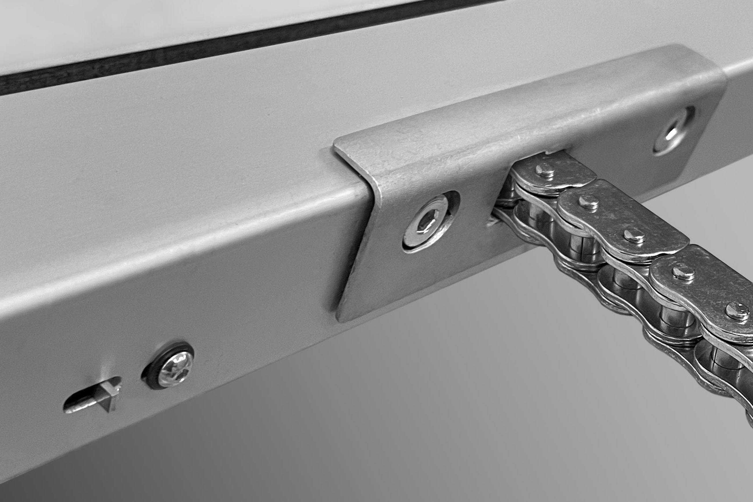 C50 Chain Actuator 230V 800mm Stroke - Top Hung Windows