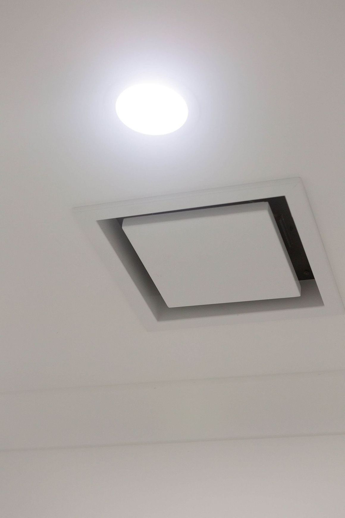 Silent Exhaust Fan - BRW650