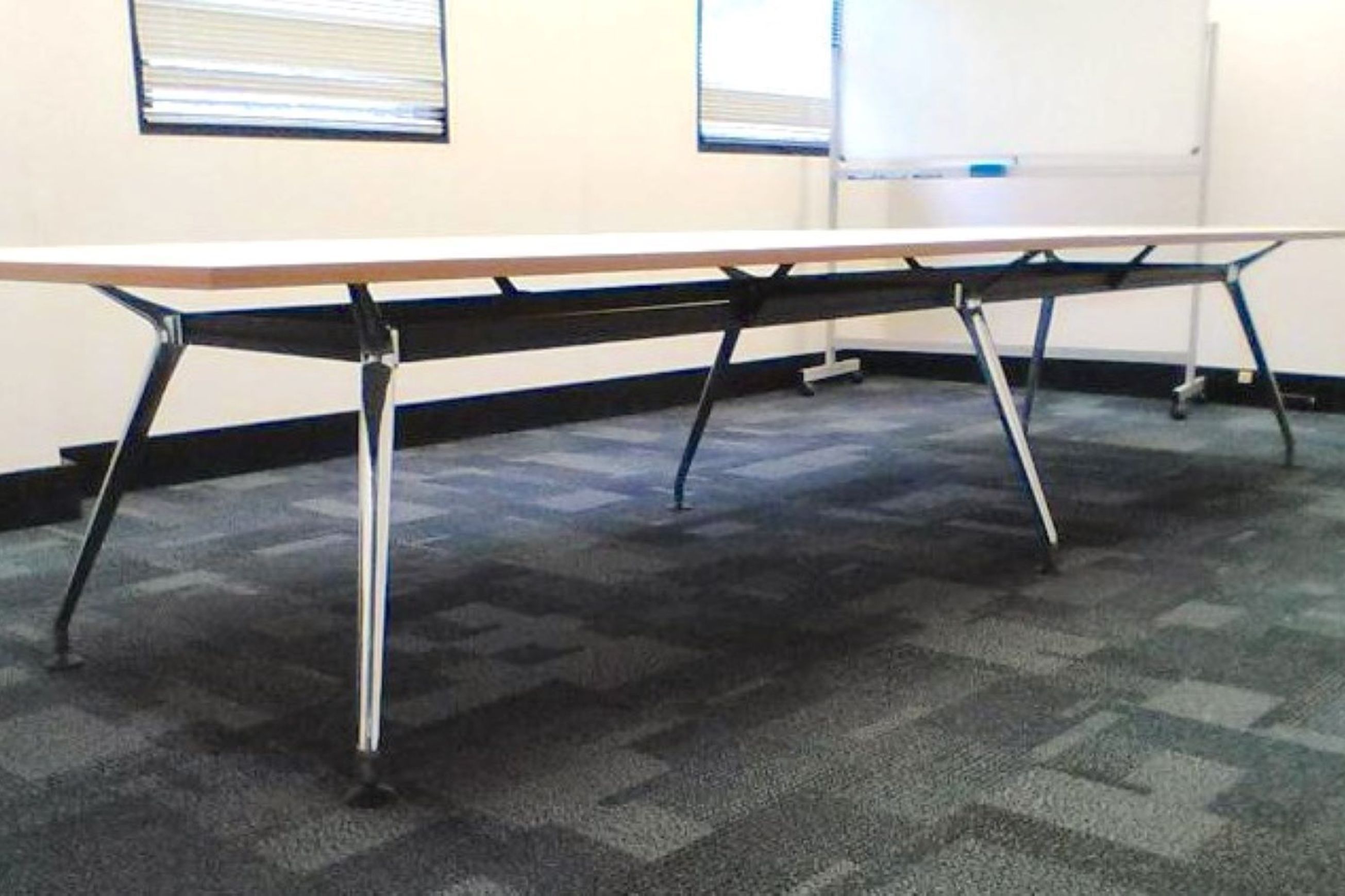 Juliet Meeting Table 1