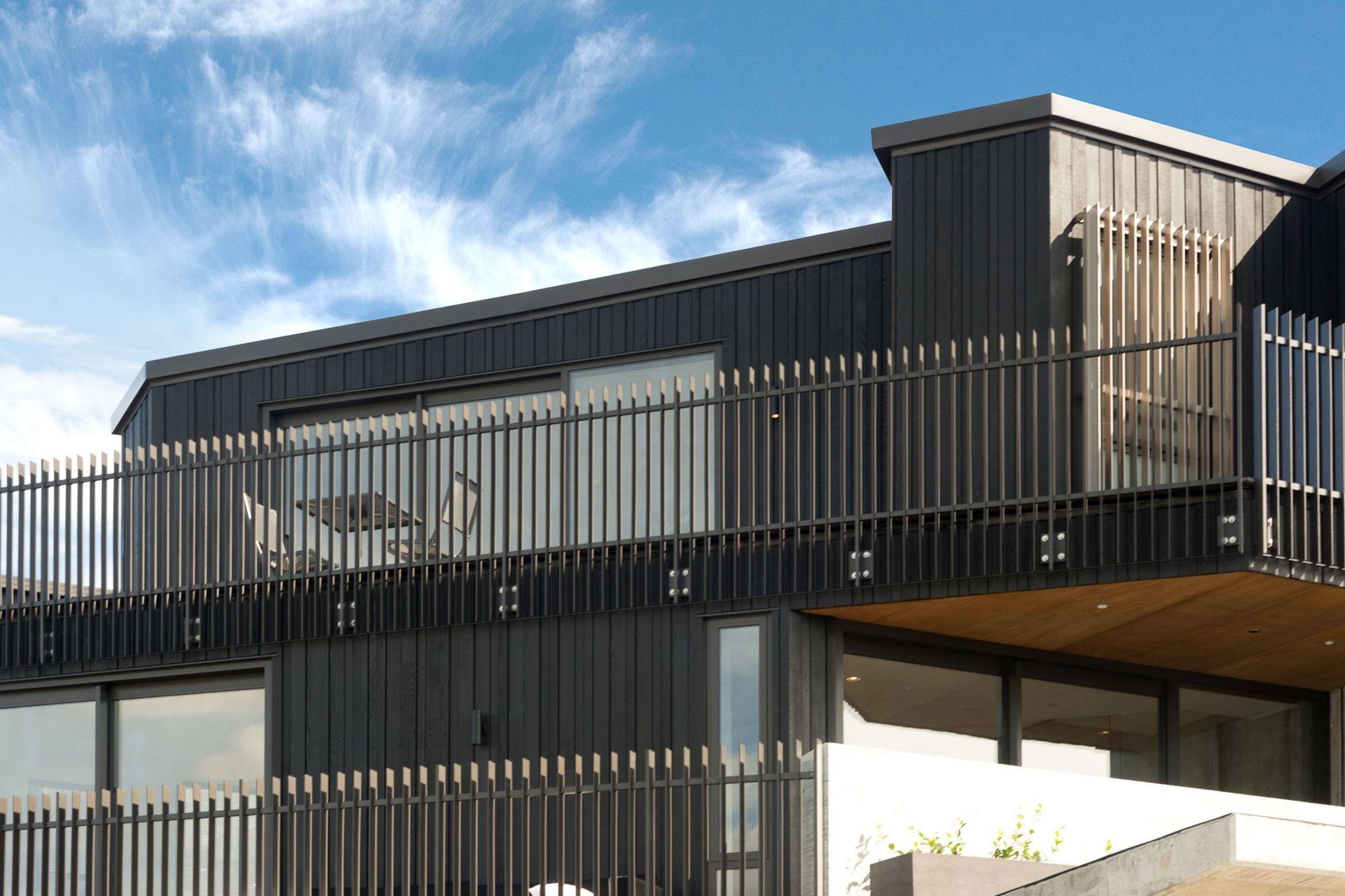 Skyrail Af Aluminium Fin Series | Aluminium Balustrades