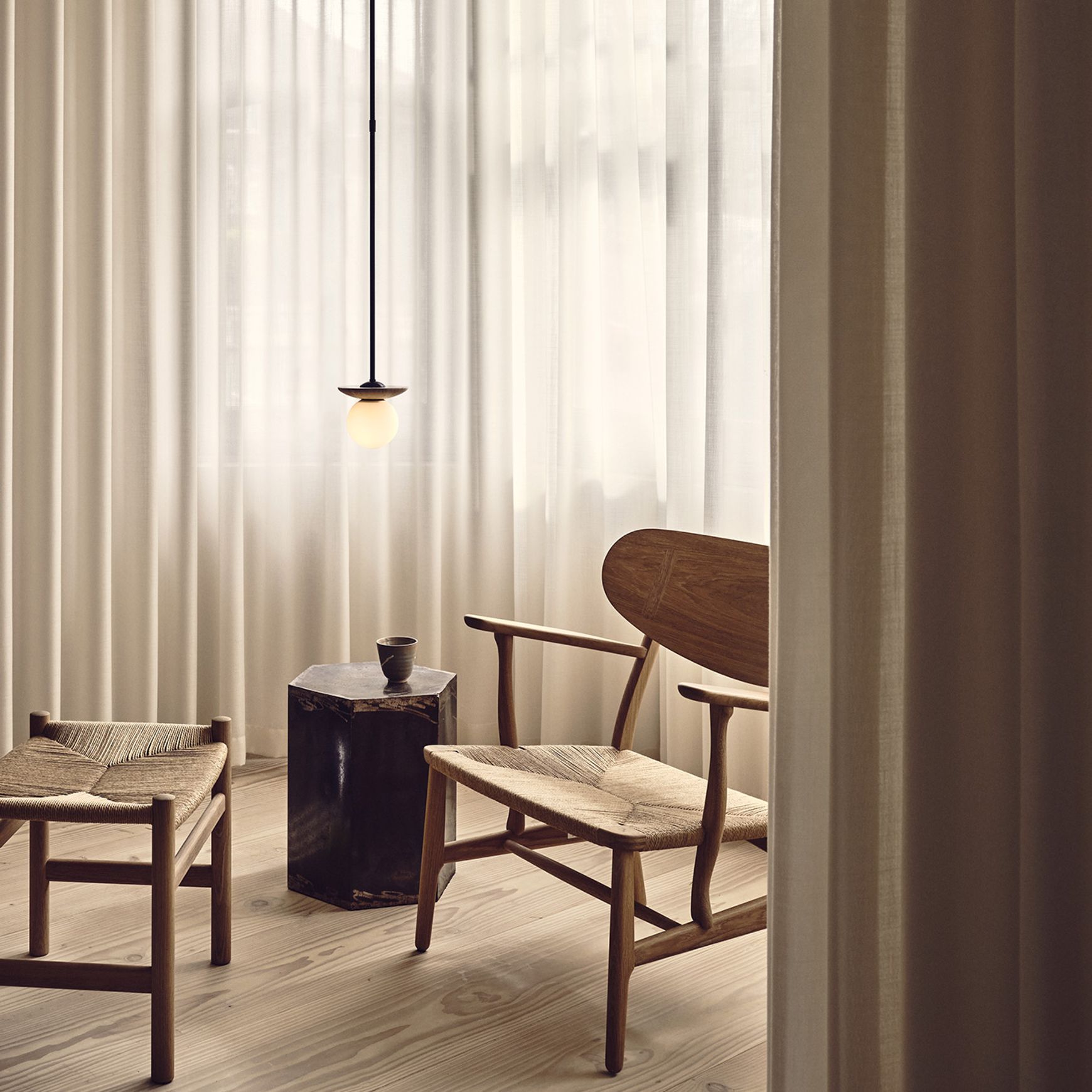 Orbit Stone Pendant Light