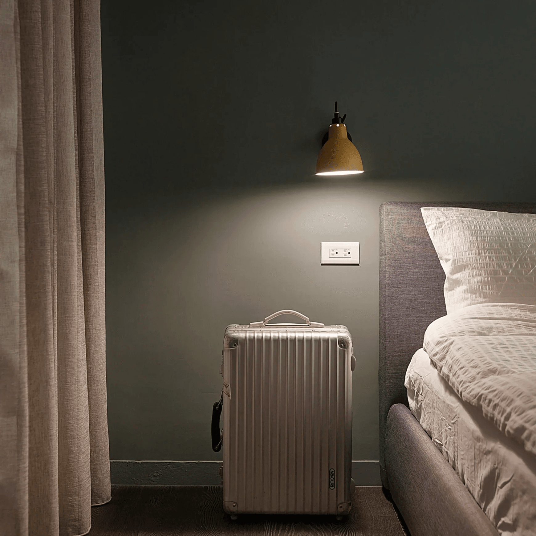 Lampe Gras N°104 Wall Light