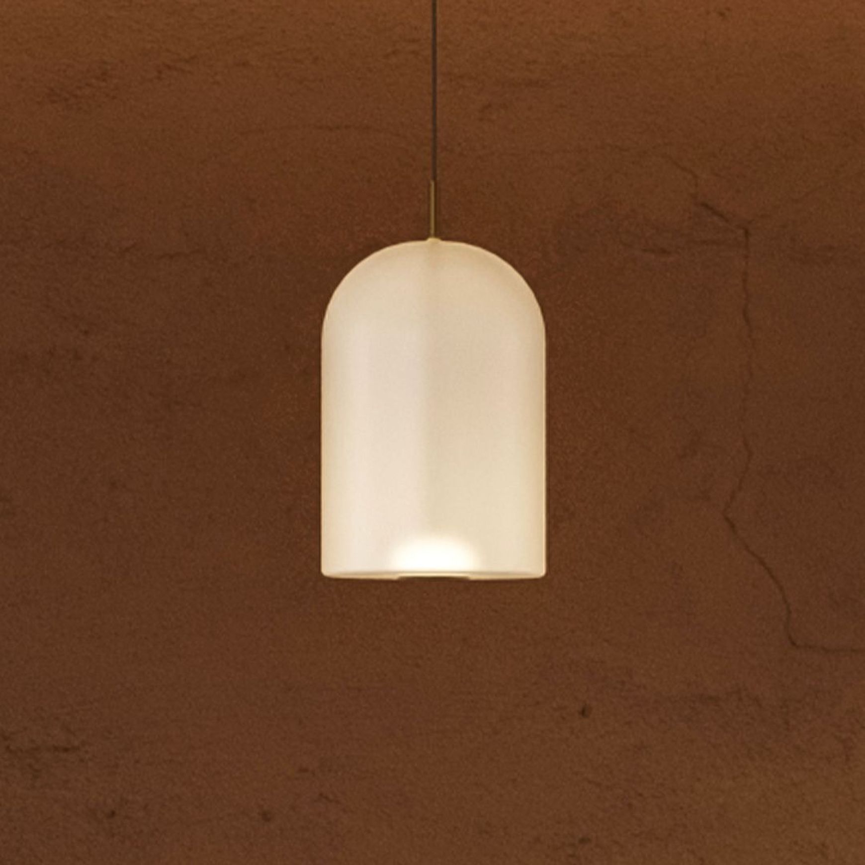 Elong Air Pendant Light