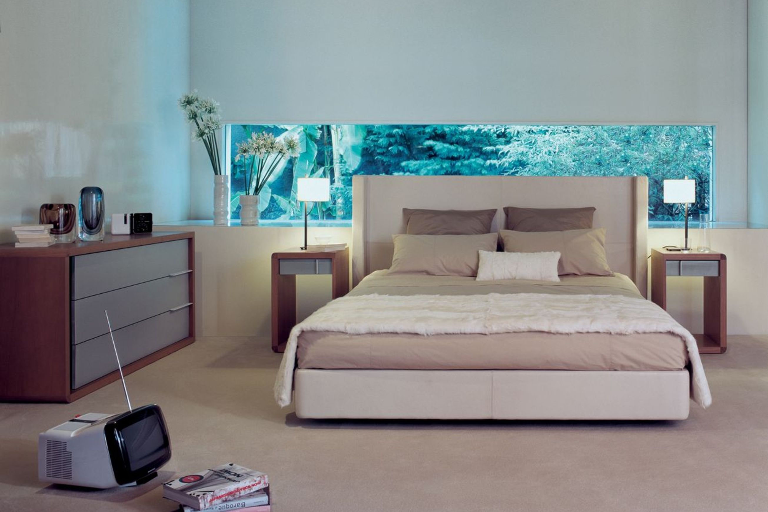 Rive Droite Bed