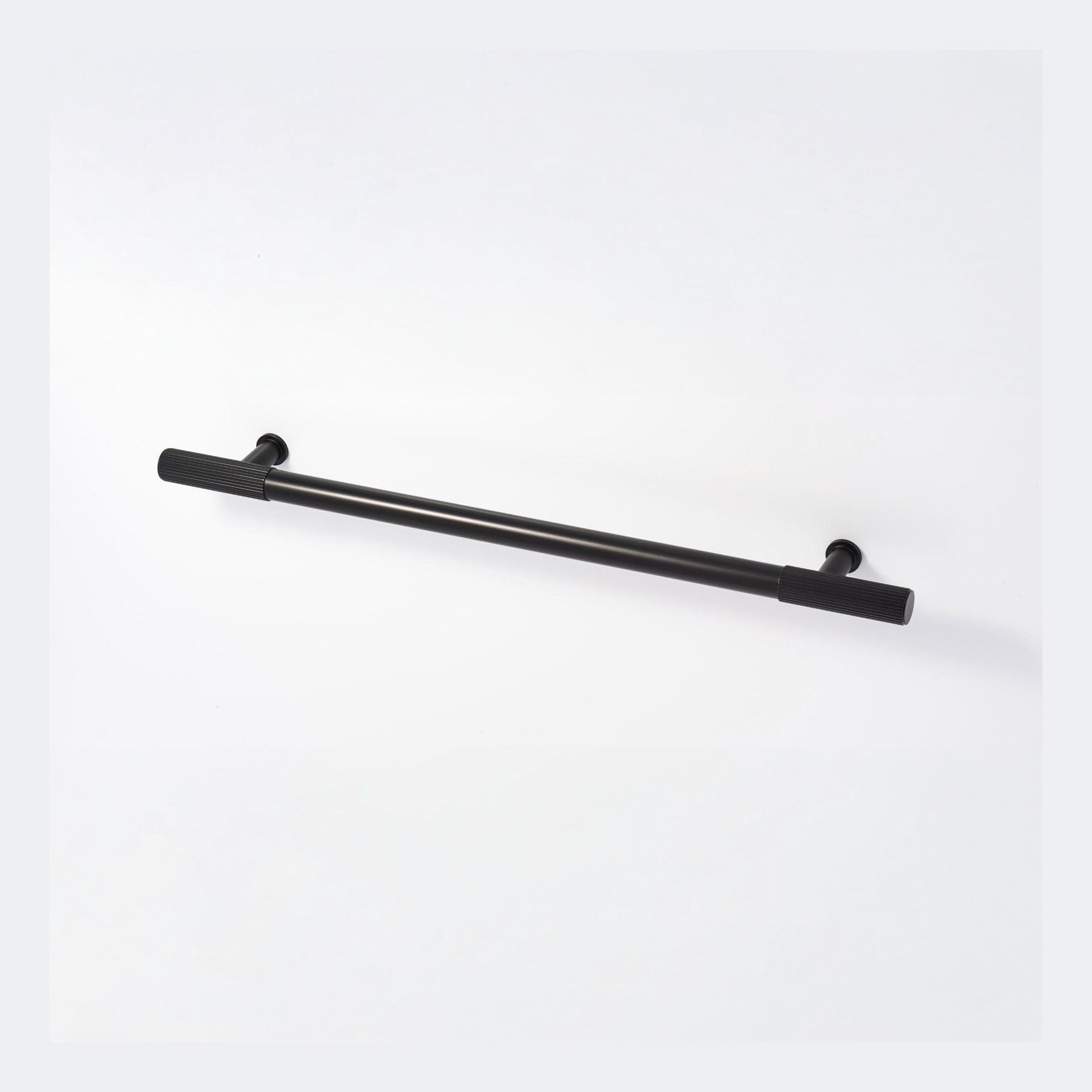 Ridge Door Pull