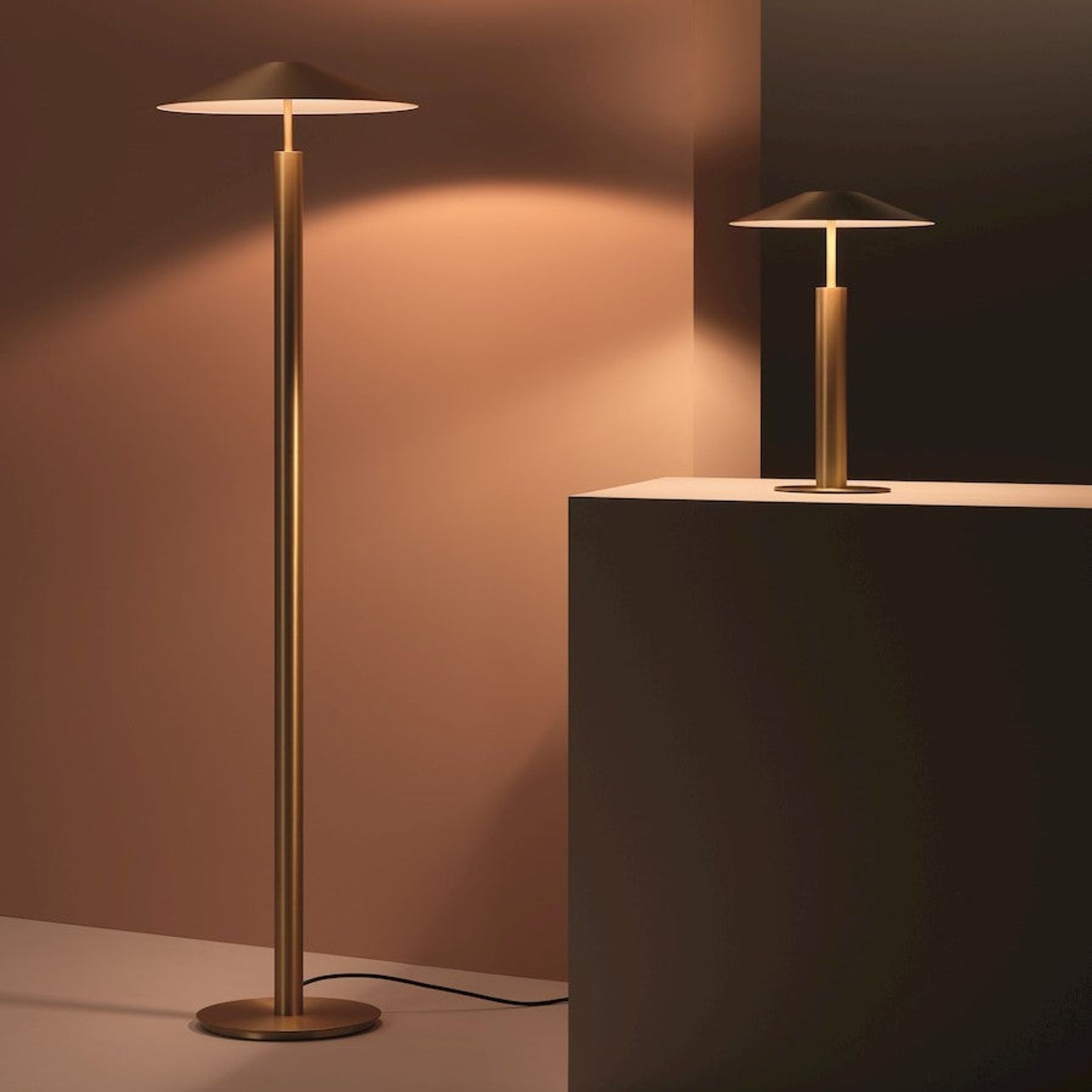 Henri LED Floor Lamp in Gold