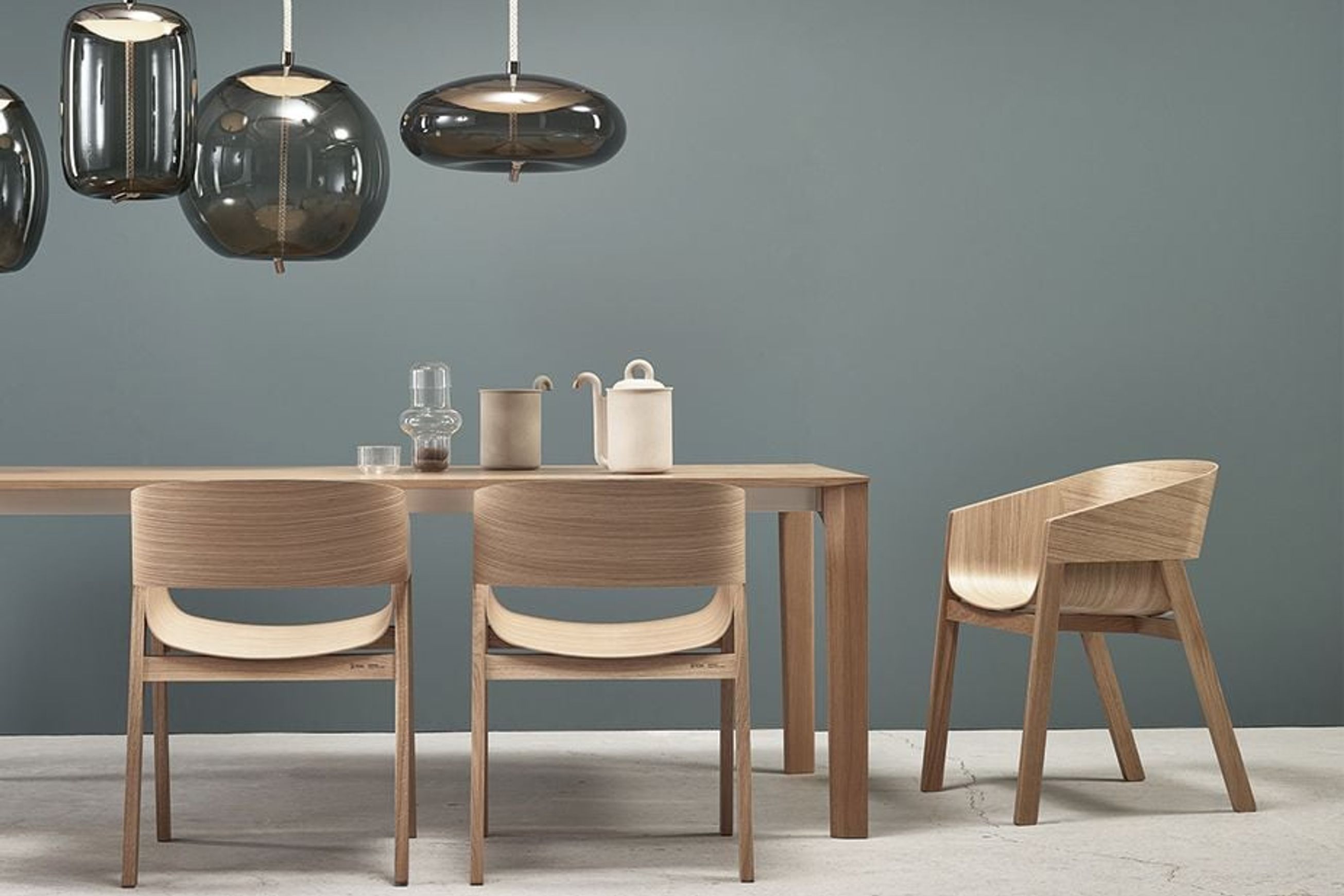 Lasu Dining Table - Natural Oak - by TON