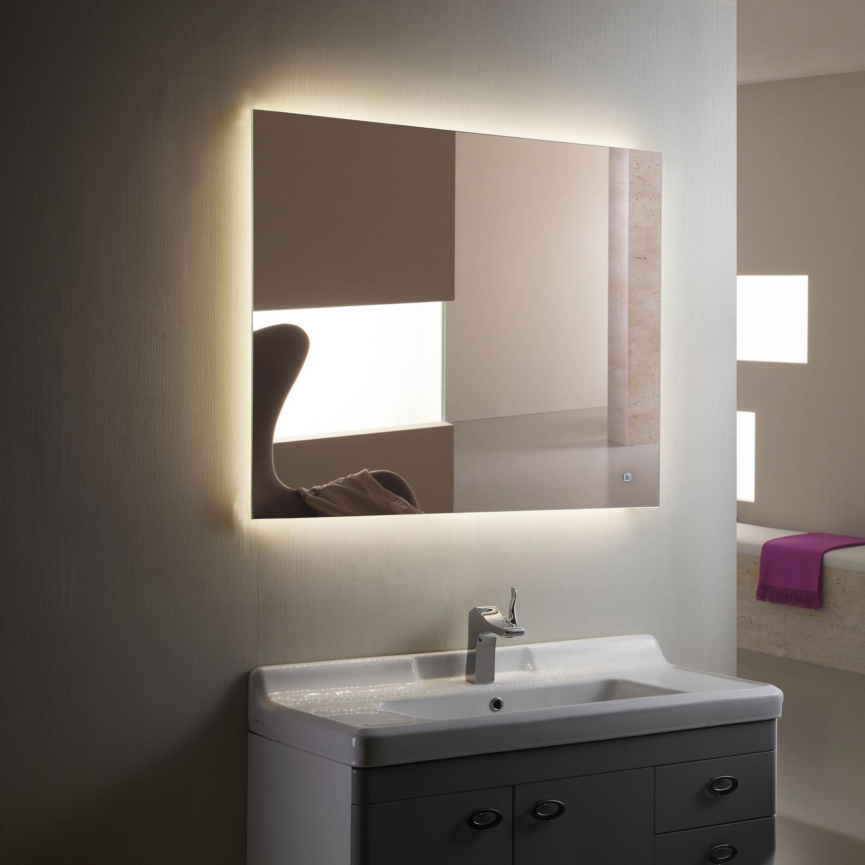 LED Back Light Polished Edge Mirror