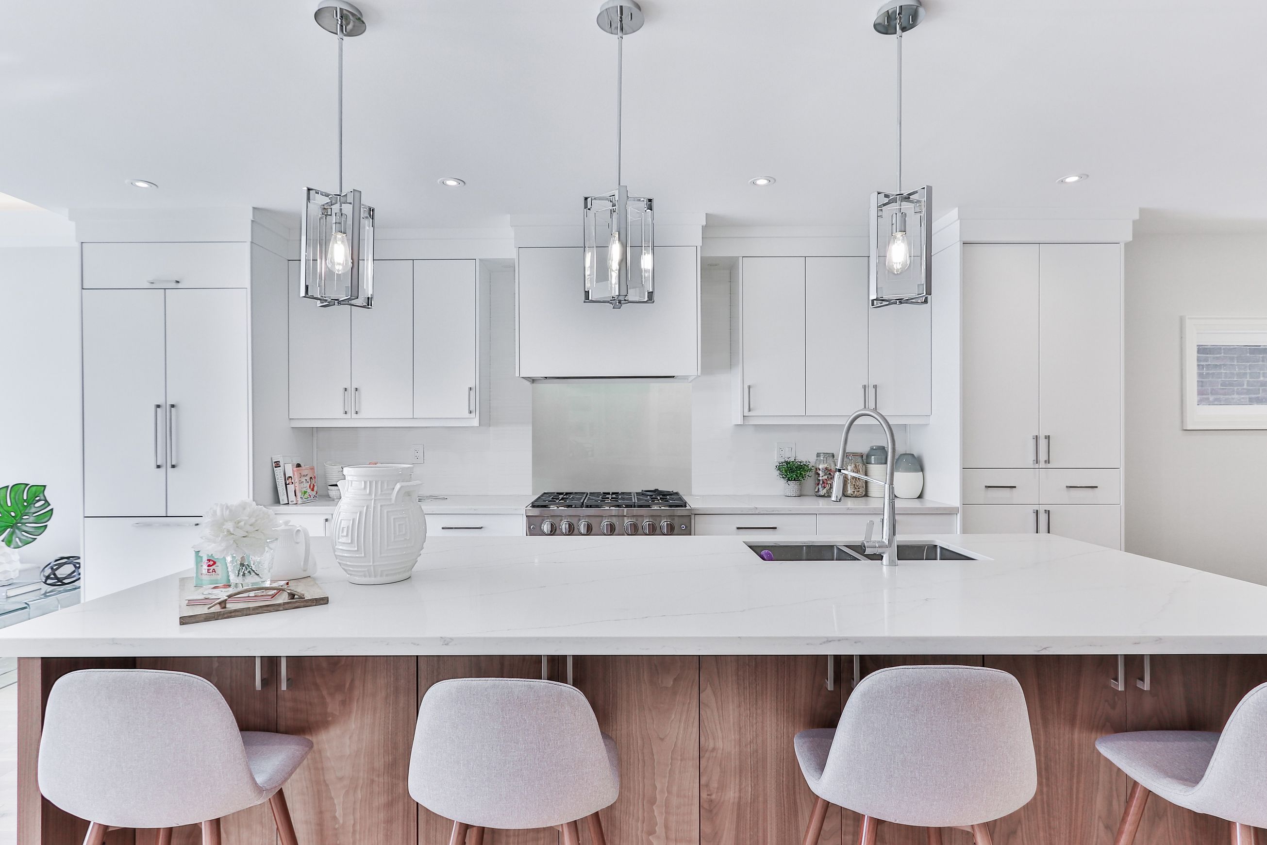 Metallic Silver Glass Splashback