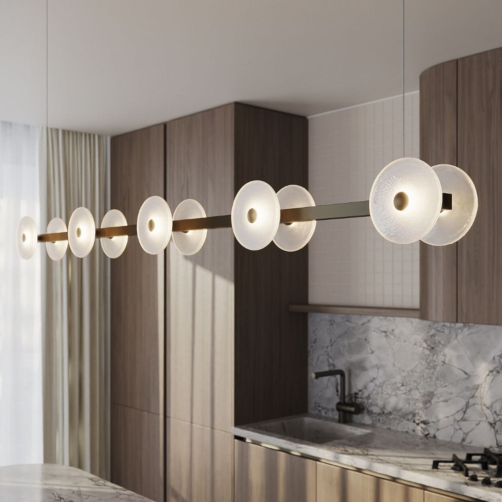 Coral Linear Bar Pendant - Clear Glass