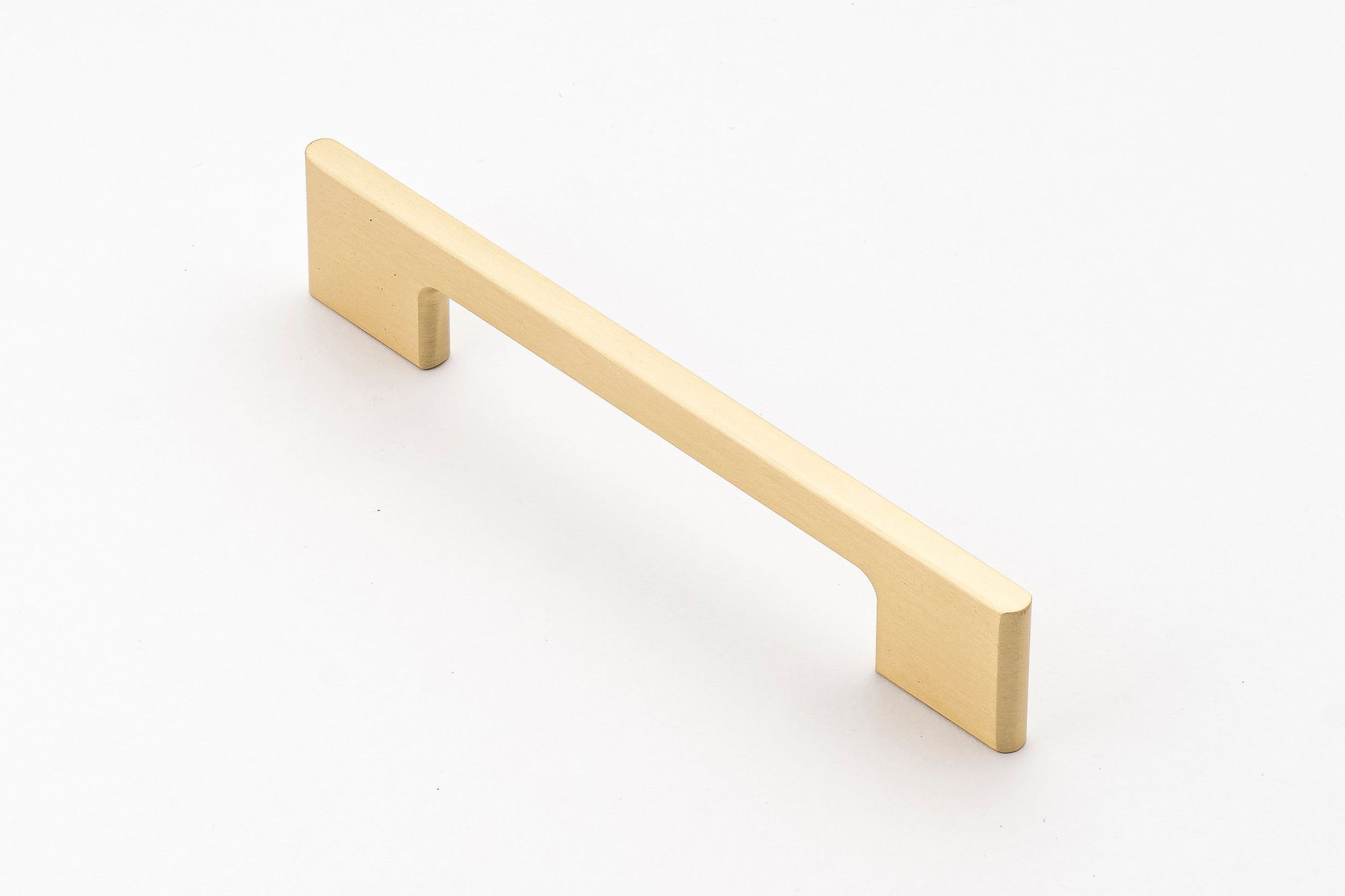 Cove D-Pull Handle