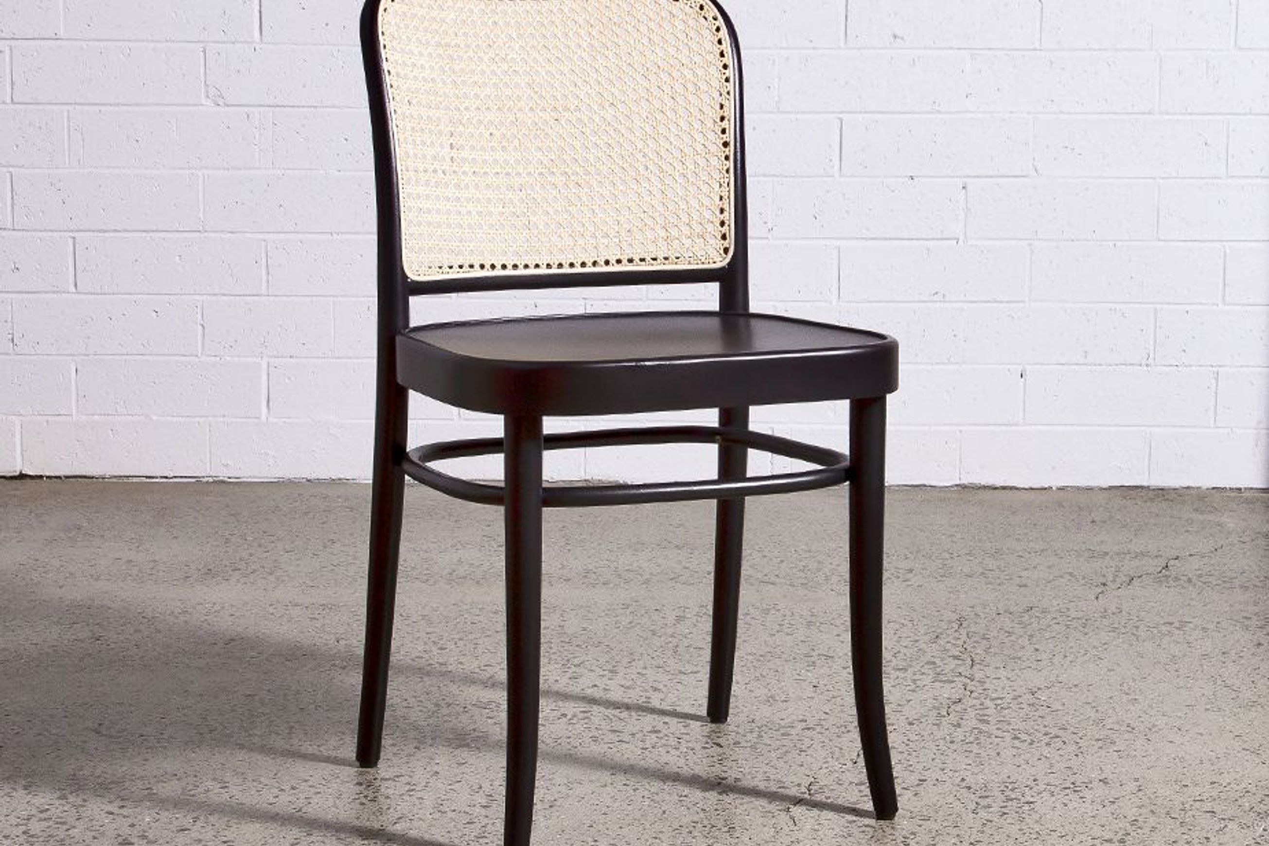 811 Bentwood Chair - Black Stain - by TON