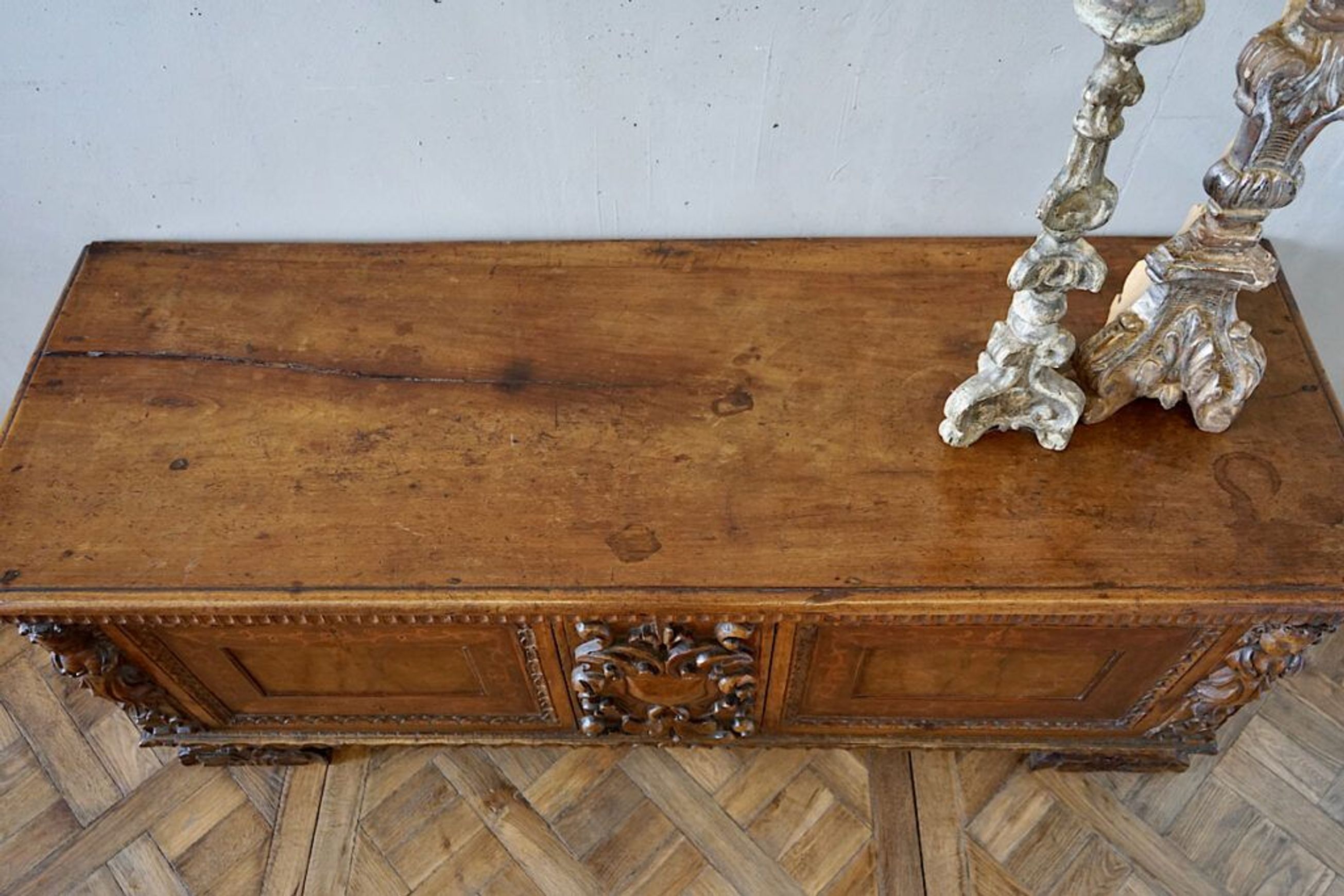 Italian 17th Century Blond Walnut Cassone Chest